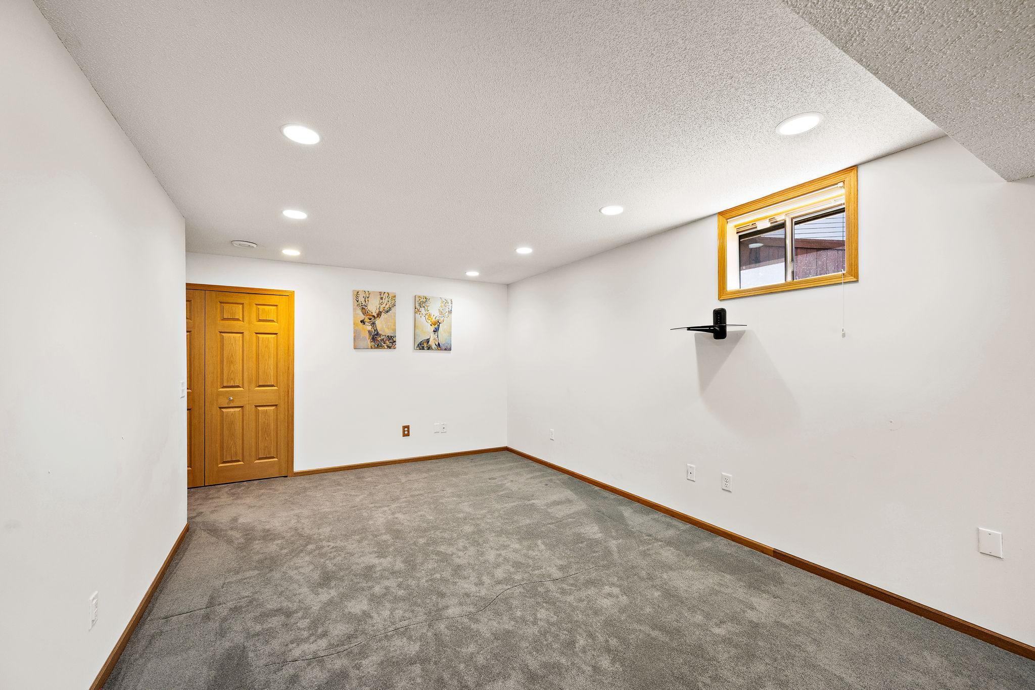 View of Residential at 4925 Narcissus Lane, Plymouth MN 55446, Plymouth (29 of 44) - Mike Wilen | Minnesota Team Real Estate