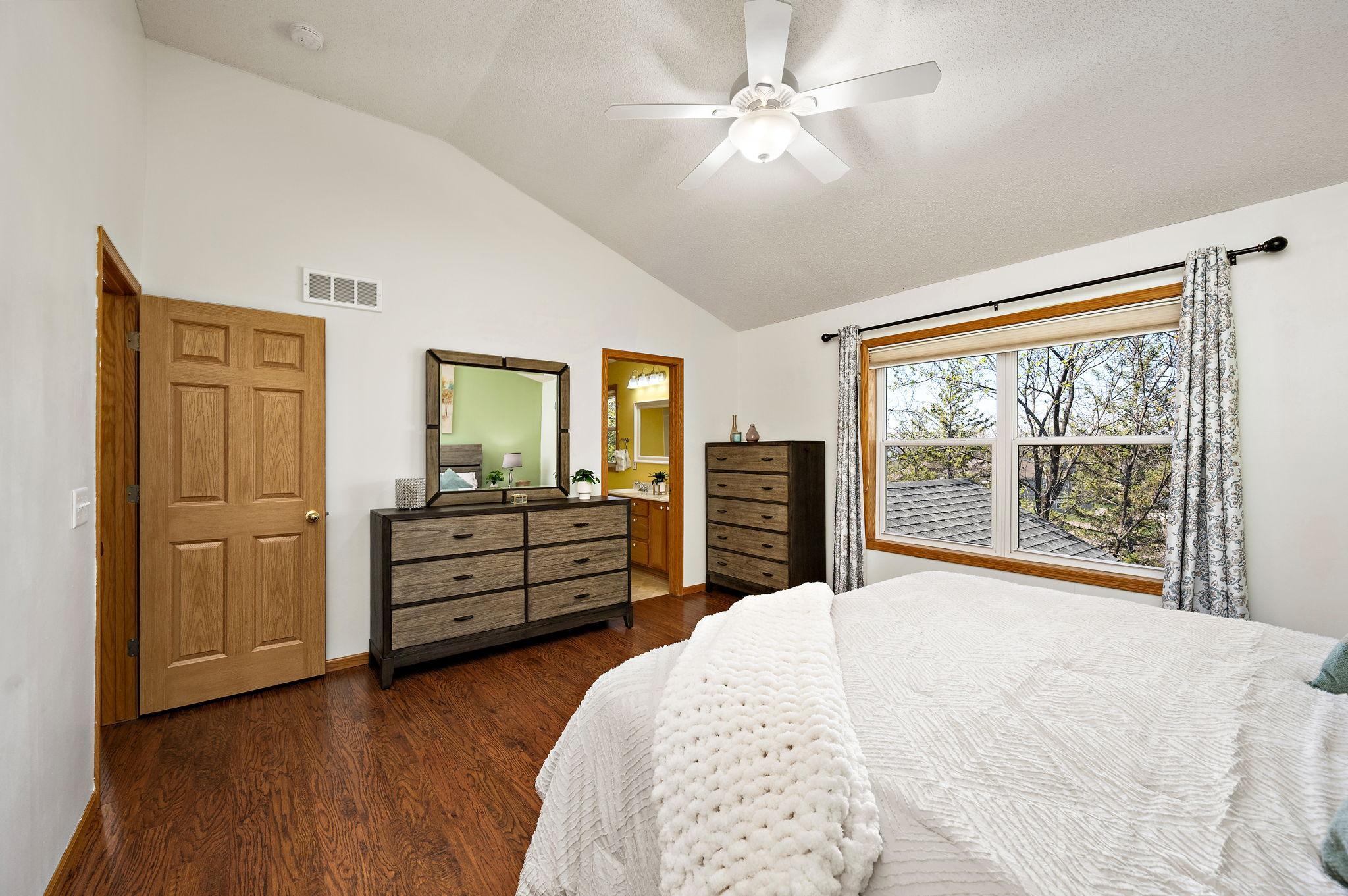 View of Residential at 4925 Narcissus Lane, Plymouth MN 55446, Plymouth (20 of 44) - Mike Wilen | Minnesota Team Real Estate