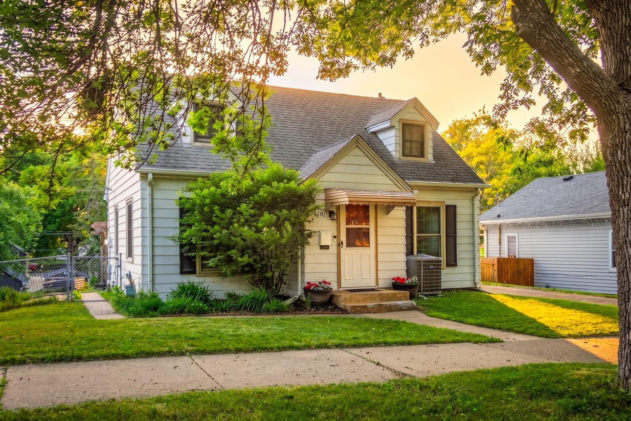 View of Residential at 1101 Humboldt Avenue, West Saint Paul MN 55118, West Saint Paul - Mike Wilen | Minnesota Team Real Estate