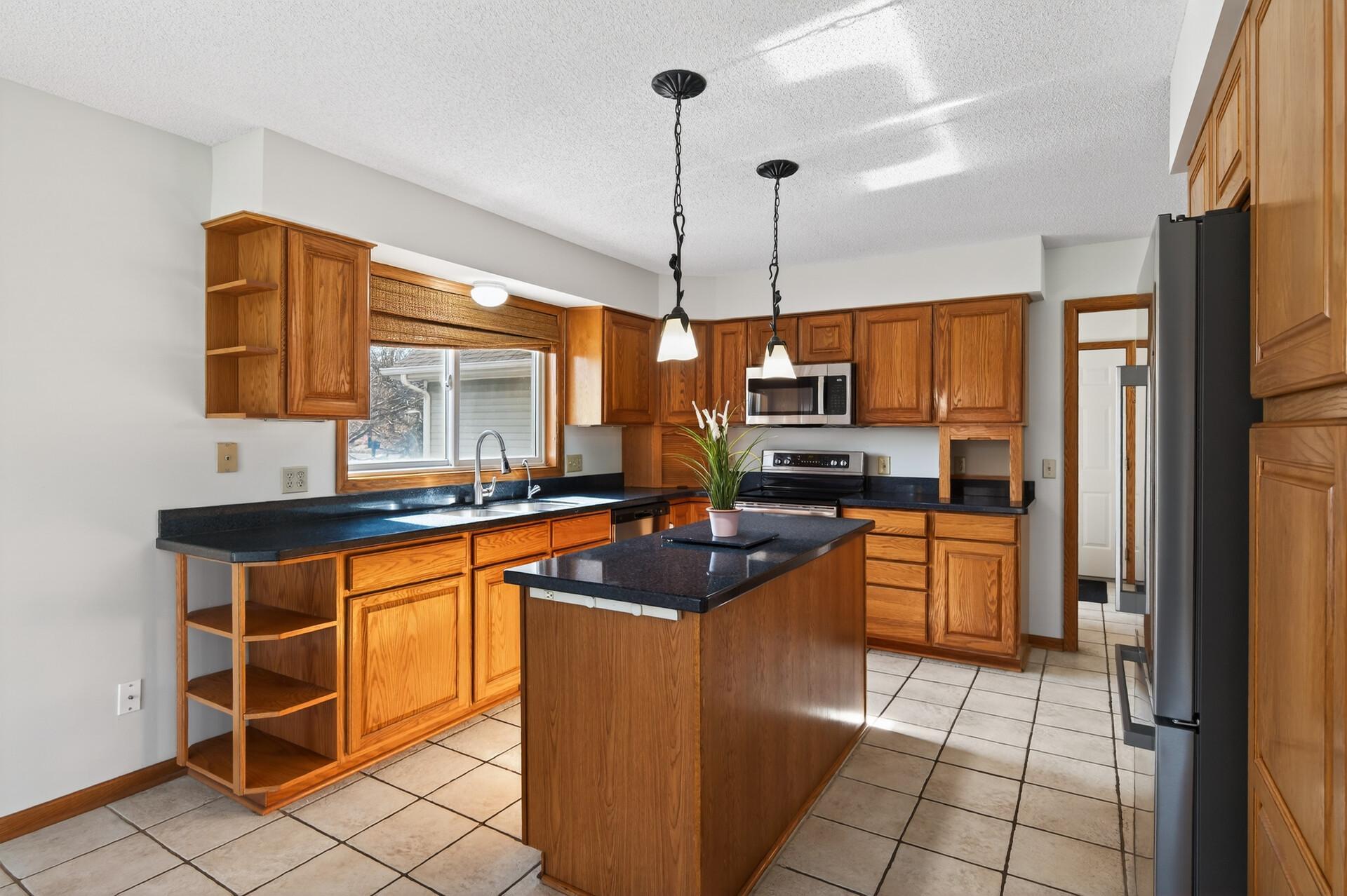 View of Residential at 2970 Western Avenue, Roseville MN 55113, Roseville (34 of 84) - Mike Wilen | Minnesota Team Real Estate