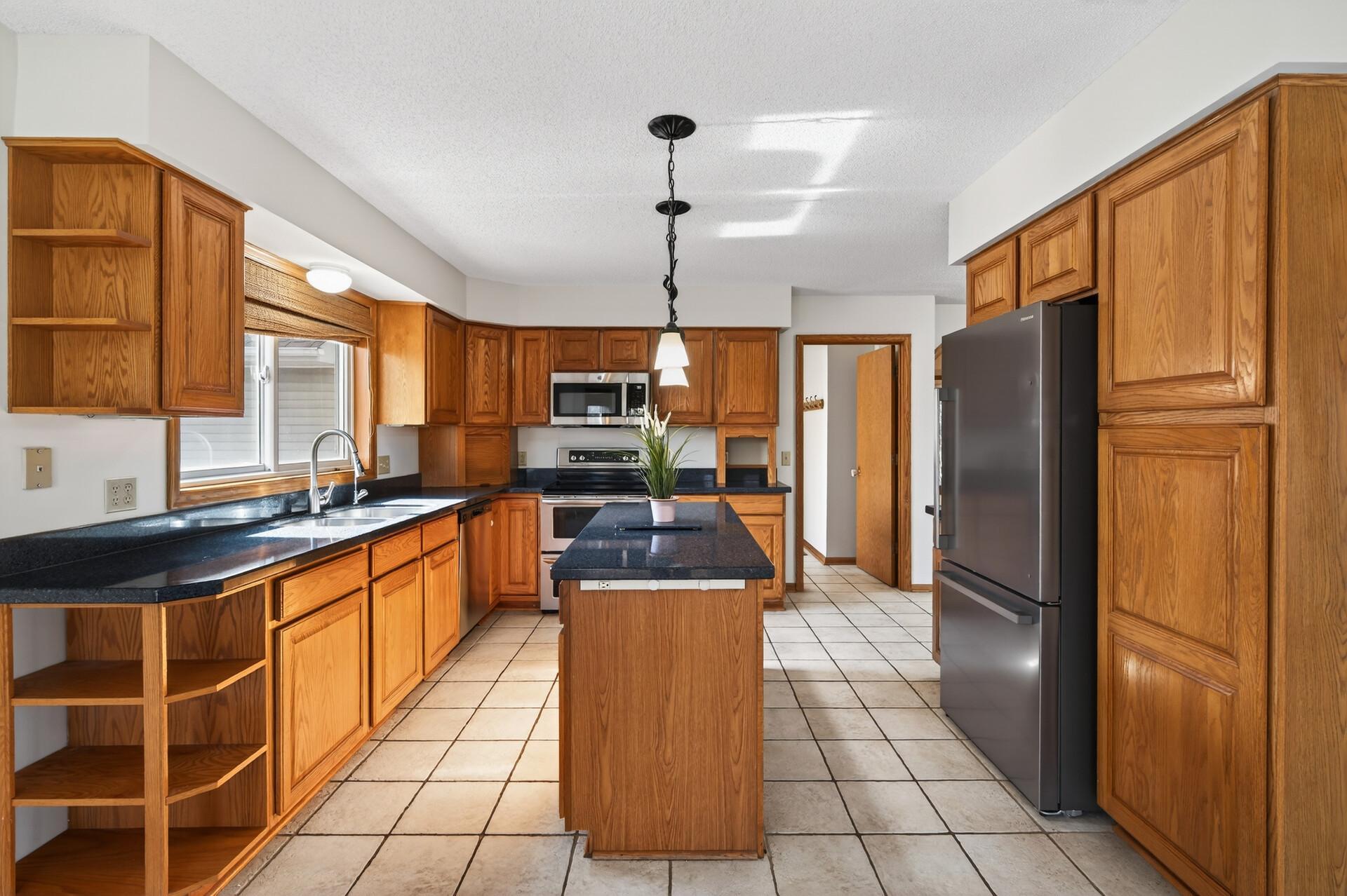 View of Residential at 2970 Western Avenue, Roseville MN 55113, Roseville (33 of 84) - Mike Wilen | Minnesota Team Real Estate