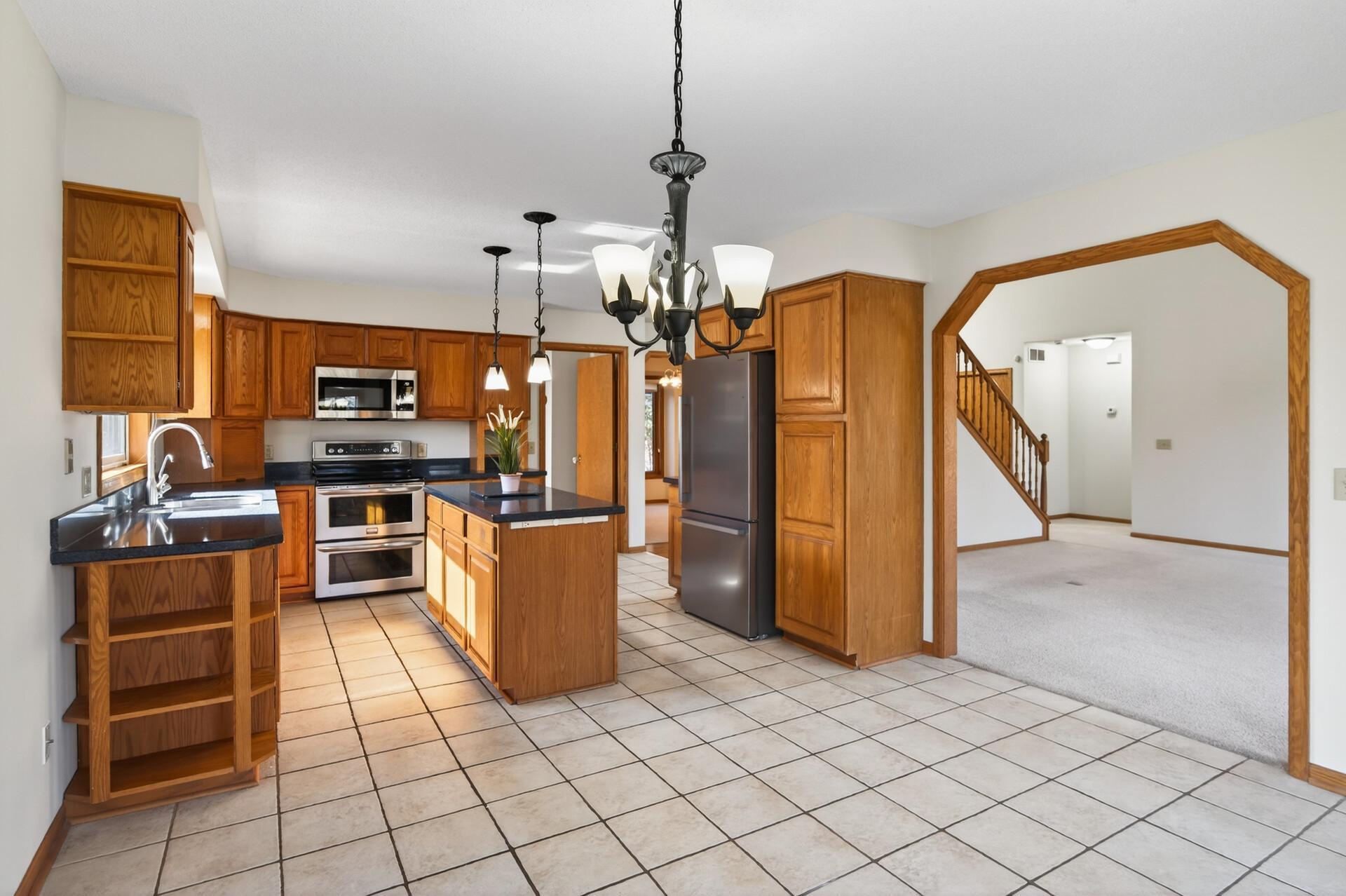 View of Residential at 2970 Western Avenue, Roseville MN 55113, Roseville (32 of 84) - Mike Wilen | Minnesota Team Real Estate