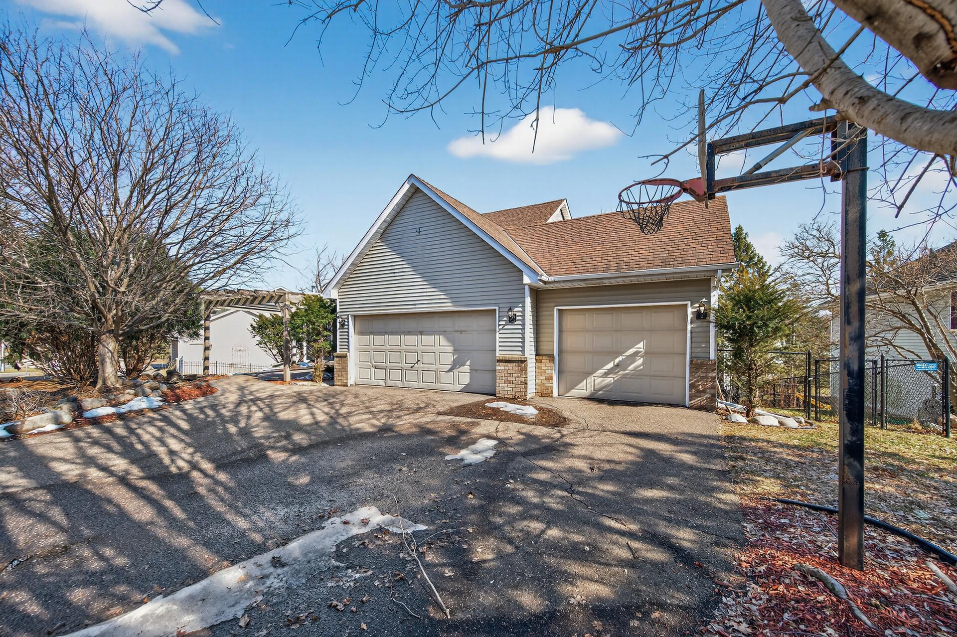 View of Residential at 2970 Western Avenue, Roseville MN 55113, Roseville (3 of 84) - Mike Wilen | Minnesota Team Real Estate