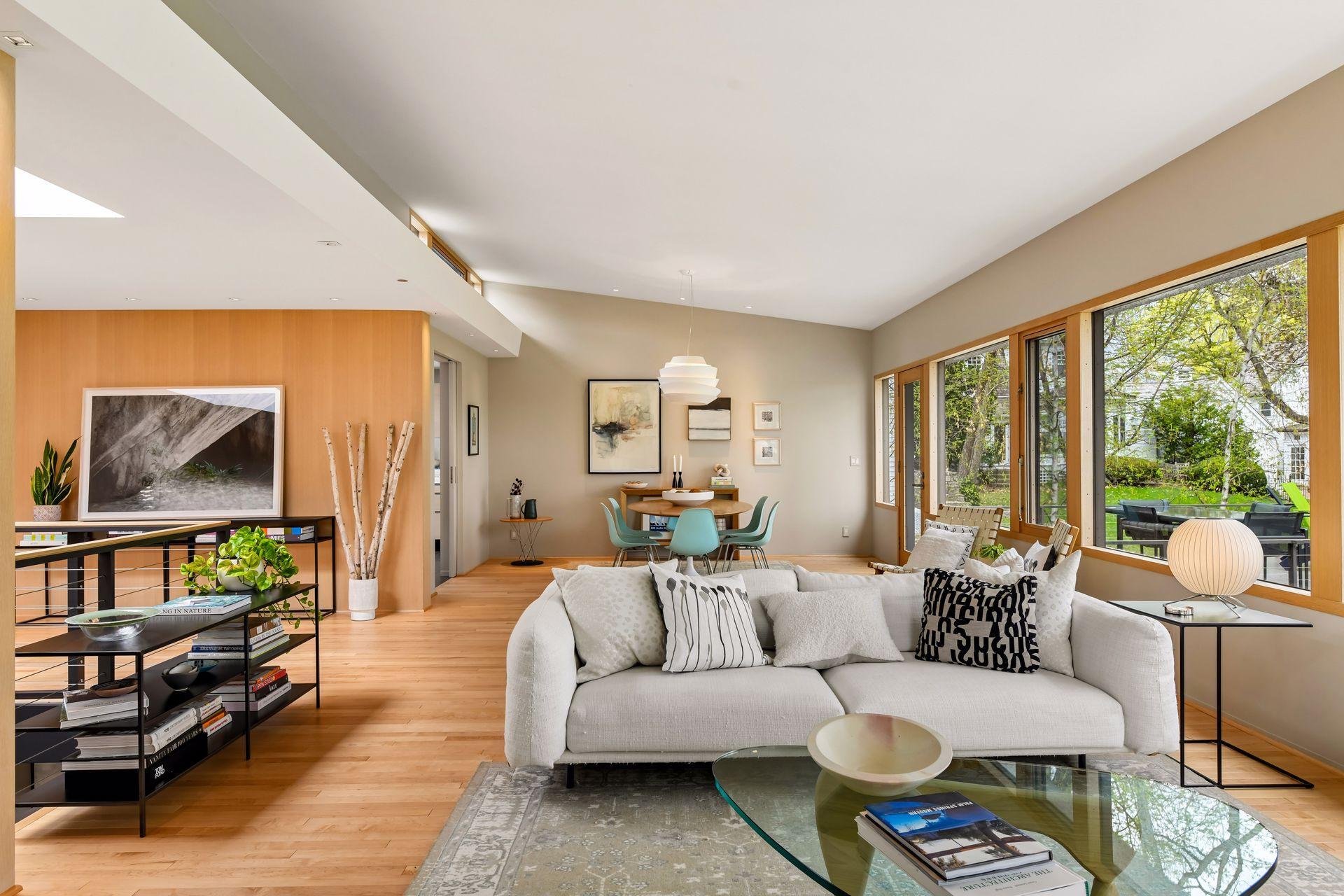 View of Residential at 3790 Bde Maka Ska Parkway, Minneapolis MN 55410, Minneapolis (18 of 58) - Mike Wilen | Minnesota Team Real Estate