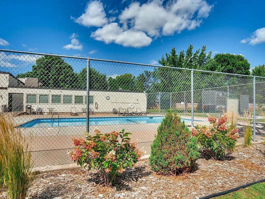 View of Residential at 7332 72nd Lane, Brooklyn Park MN 55428, Brooklyn Park (2 of 21) - Mike Wilen | Minnesota Team Real Estate