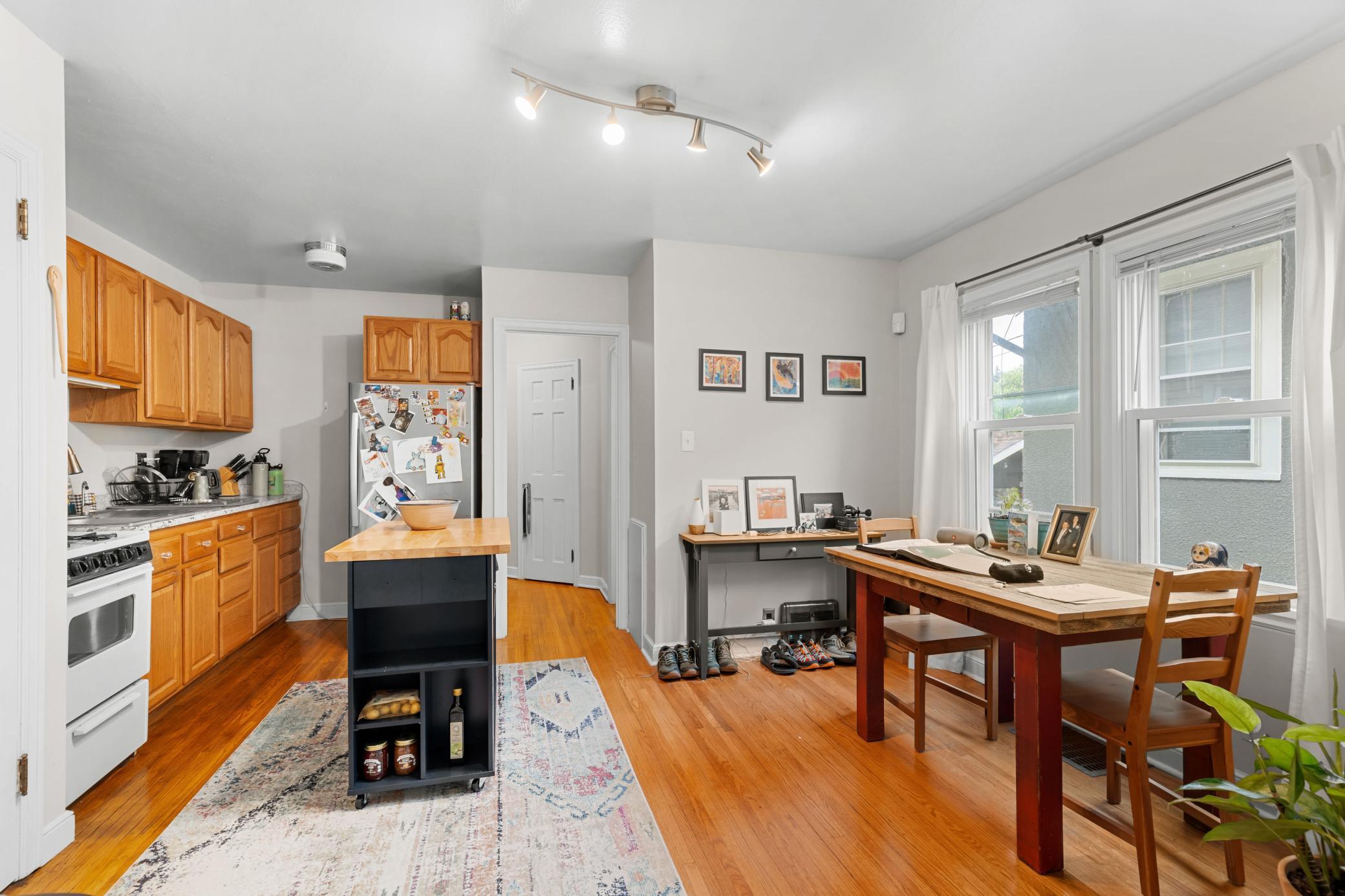View of Residential Income at 5001 Thomas Avenue, Minneapolis MN 55410, Minneapolis (4 of 12) - Mike Wilen | Minnesota Team Real Estate