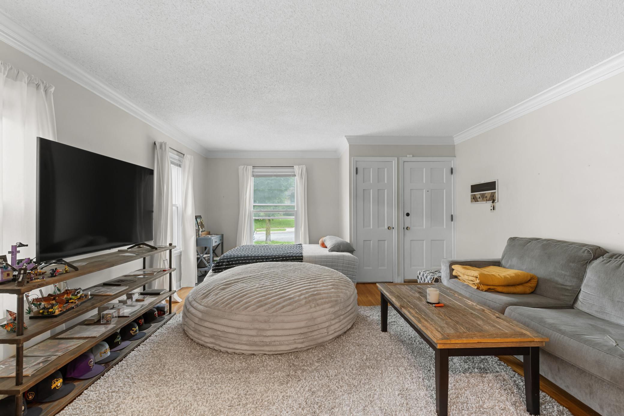 View of Residential Income at 5001 Thomas Avenue, Minneapolis MN 55410, Minneapolis (3 of 12) - Mike Wilen | Minnesota Team Real Estate