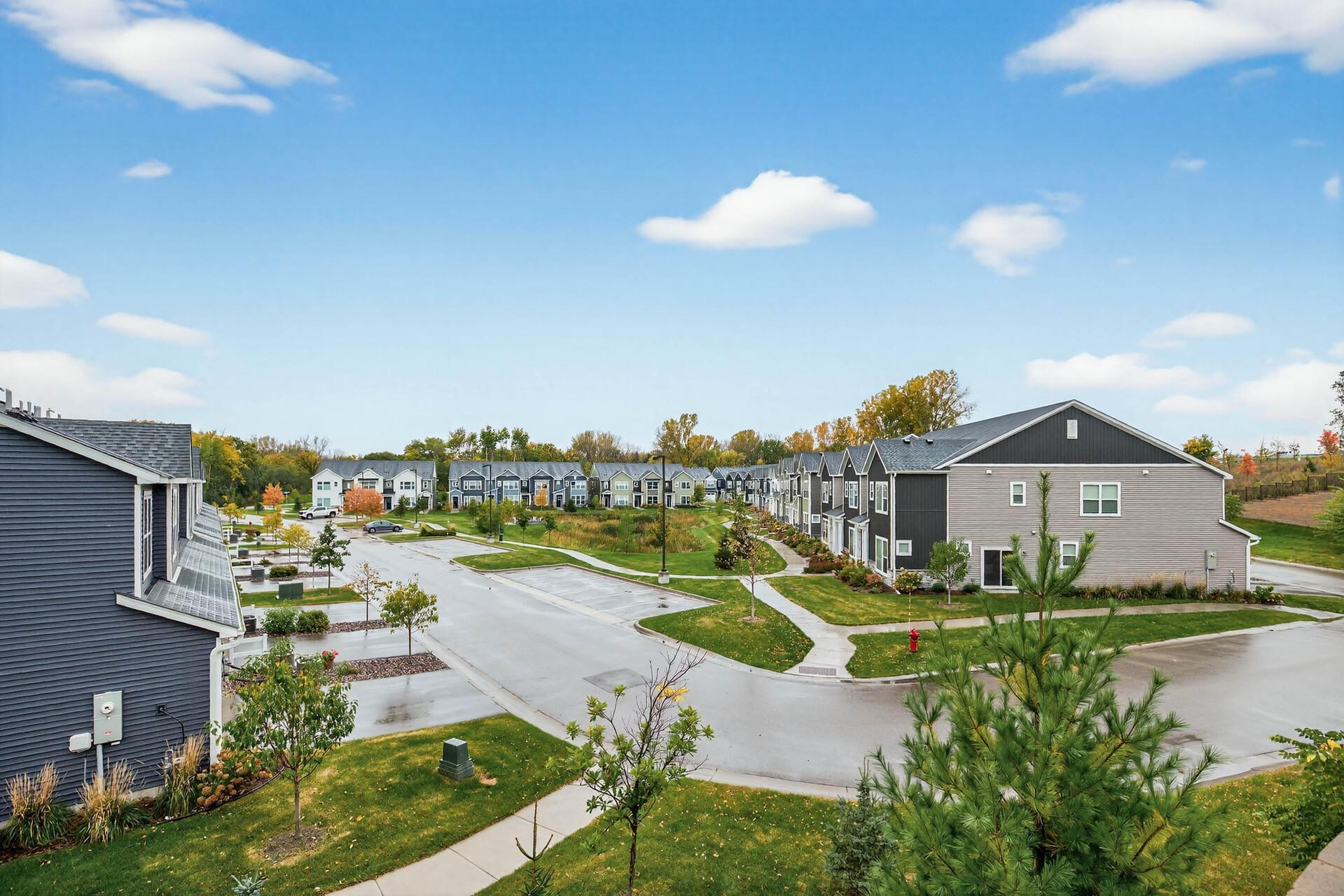 View of Residential at 14544 Twin Lakes Circle, Burnsville MN 55306, Burnsville (41 of 43) - Mike Wilen | Minnesota Team Real Estate