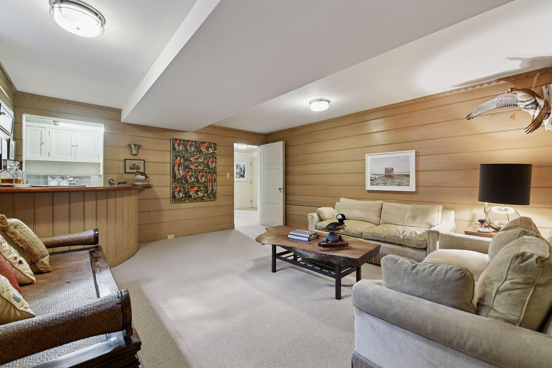 View of Residential at 2308 Lake Of The Isles Parkway, Minneapolis MN 55405, Minneapolis (44 of 56) - Mike Wilen | Minnesota Team Real Estate
