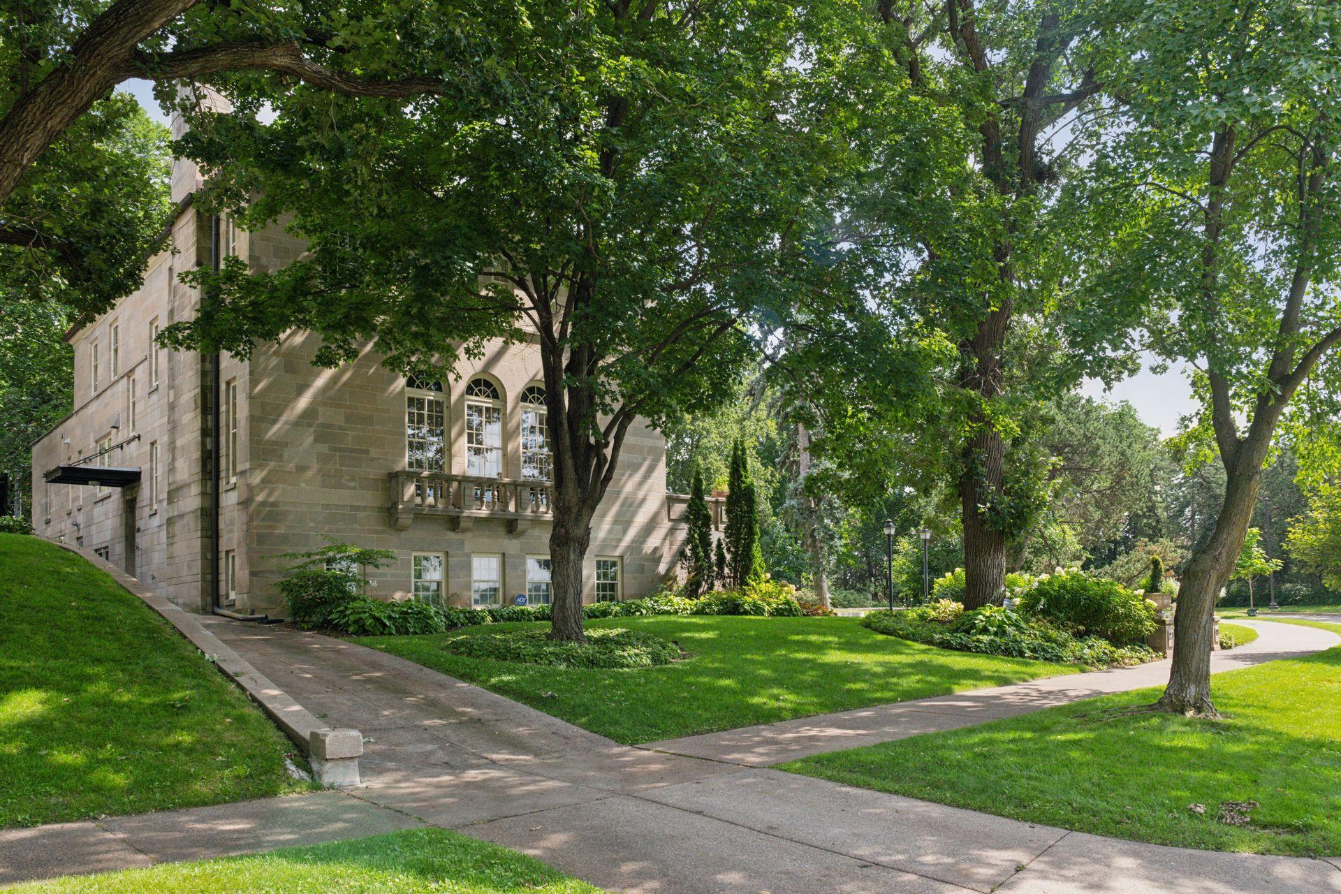 View of Residential at 2308 Lake Of The Isles Parkway, Minneapolis MN 55405, Minneapolis (52 of 56) - Mike Wilen | Minnesota Team Real Estate