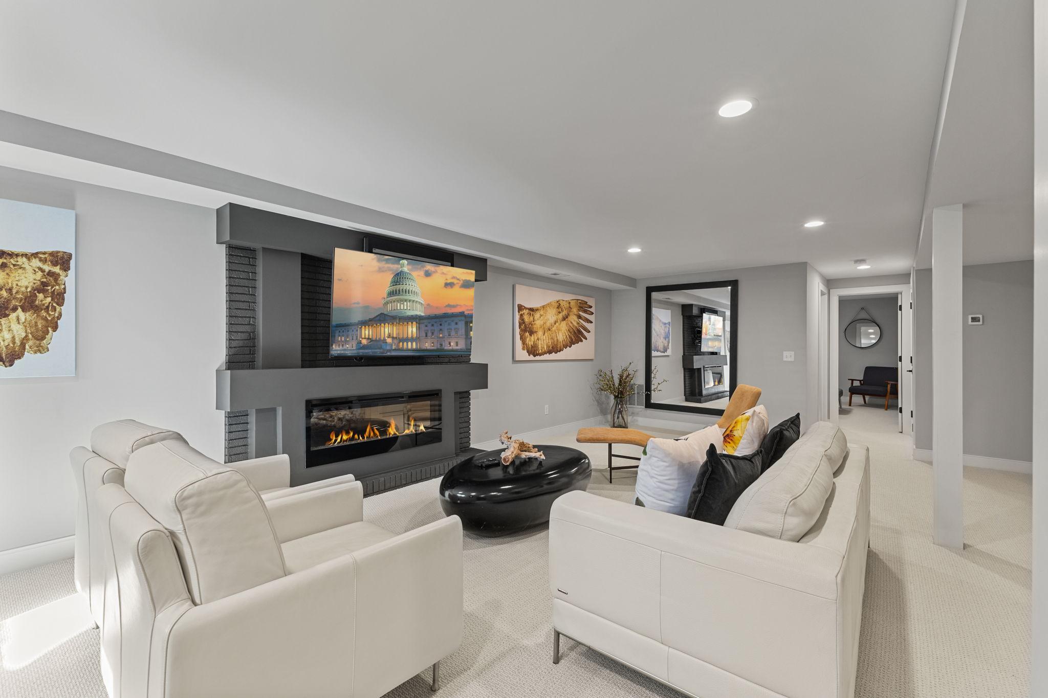 View of Residential at 6113 Jeffrey Lane, Edina MN 55436, Edina (56 of 76) - Mike Wilen | Minnesota Team Real Estate