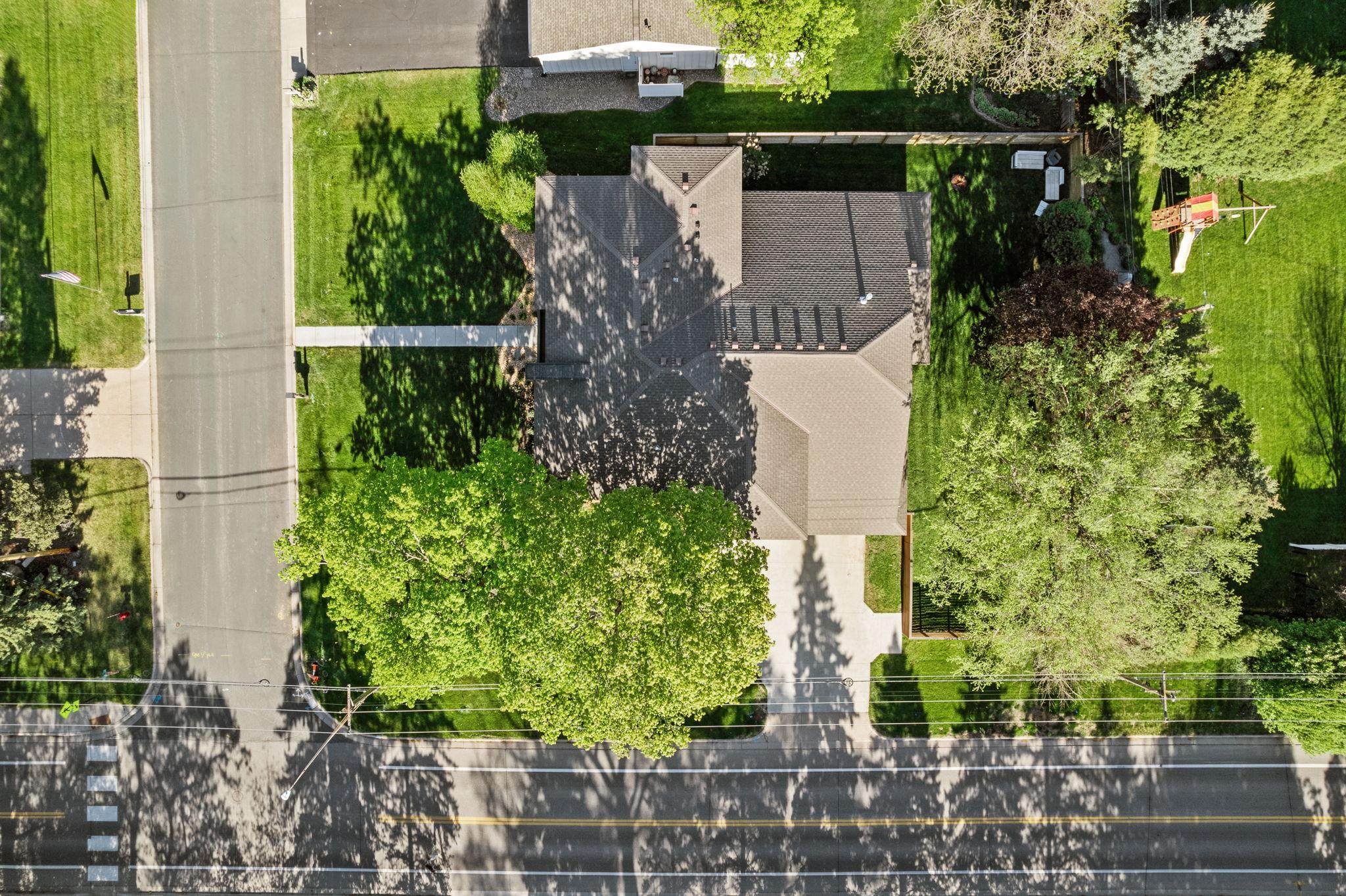 View of Residential at 6113 Jeffrey Lane, Edina MN 55436, Edina (69 of 76) - Mike Wilen | Minnesota Team Real Estate