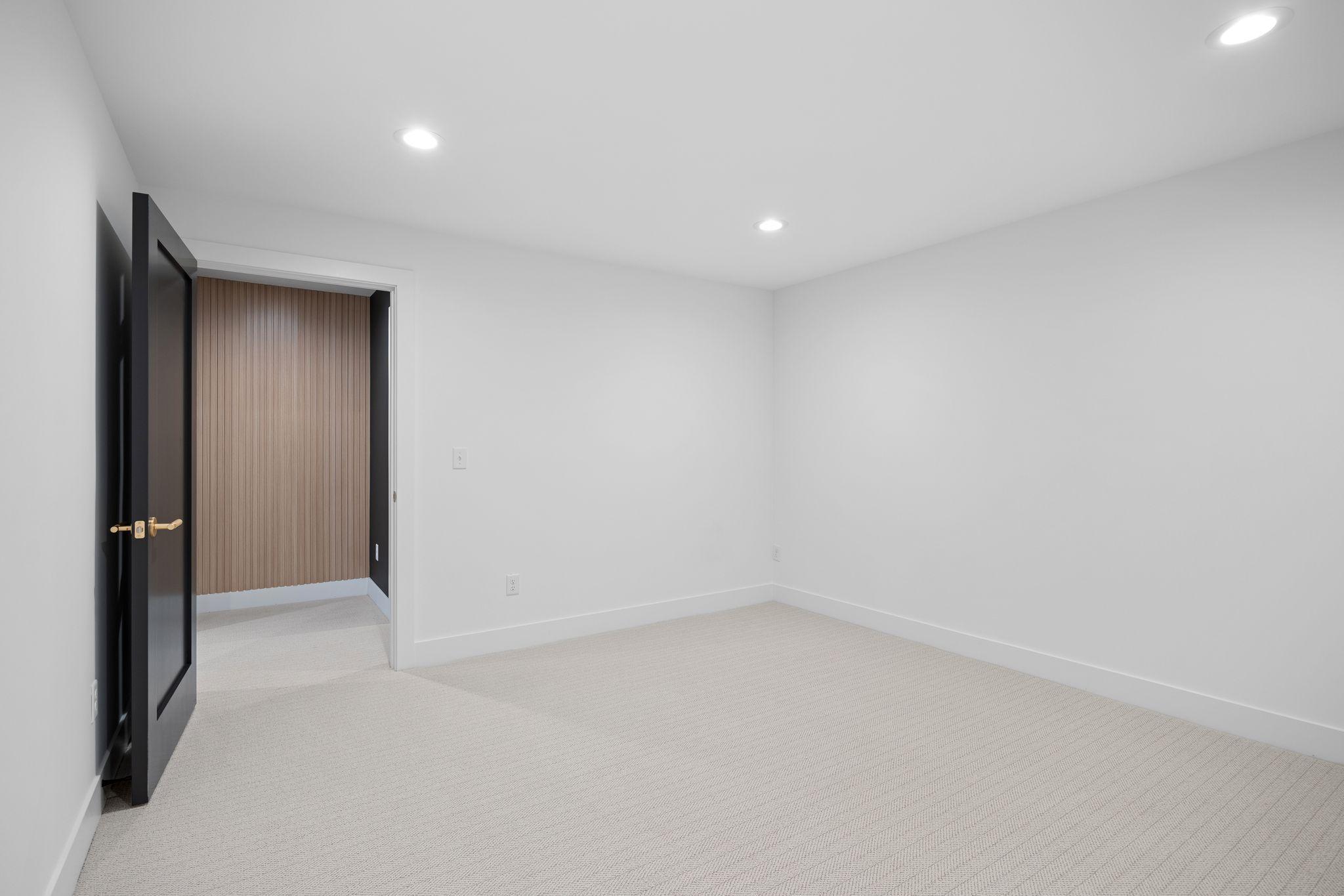 View of Residential at 3926 Abbott Avenue, Minneapolis MN 55410, Minneapolis (39 of 56) - Mike Wilen | Minnesota Team Real Estate
