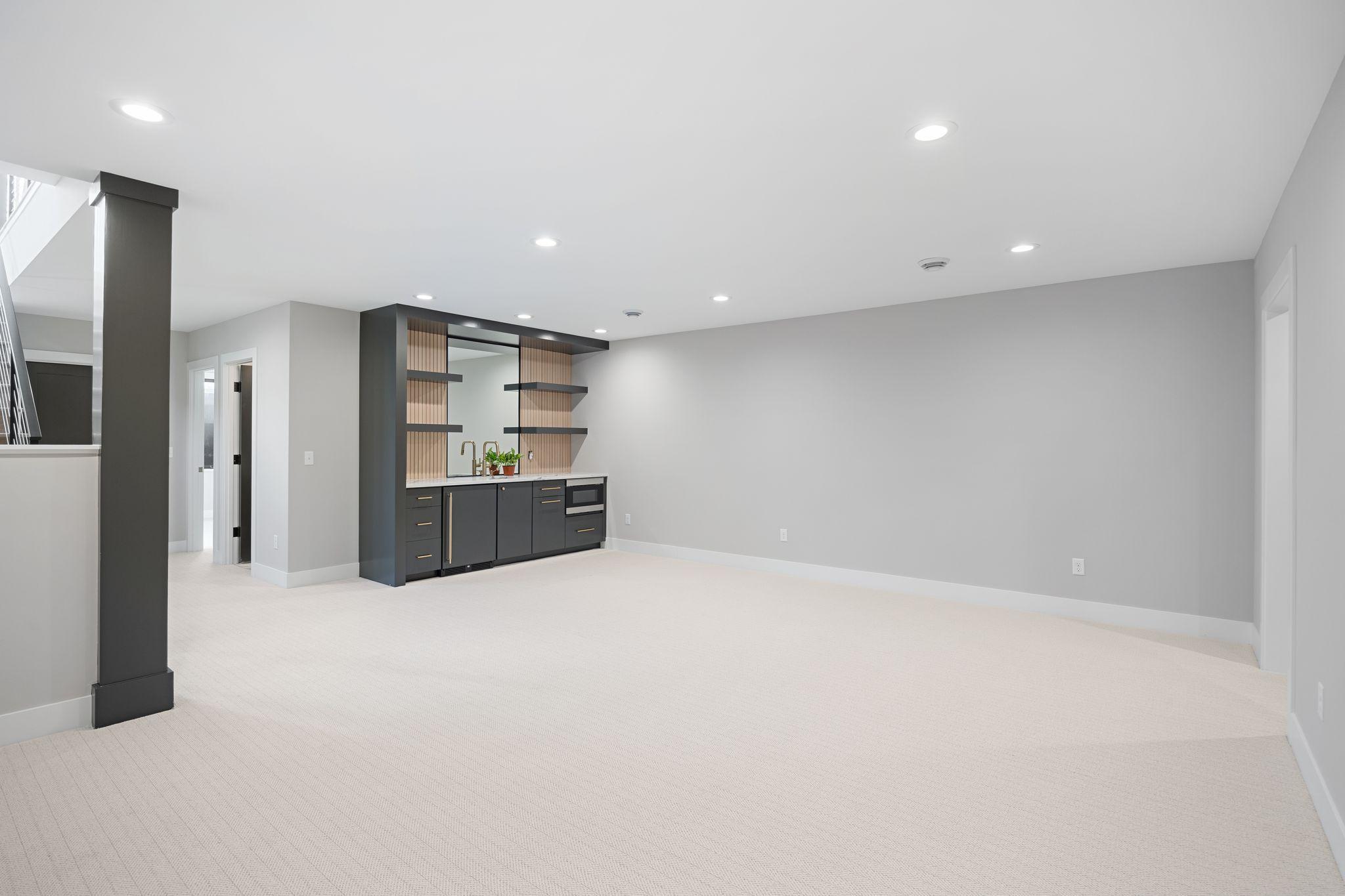 View of Residential at 3926 Abbott Avenue, Minneapolis MN 55410, Minneapolis (37 of 56) - Mike Wilen | Minnesota Team Real Estate