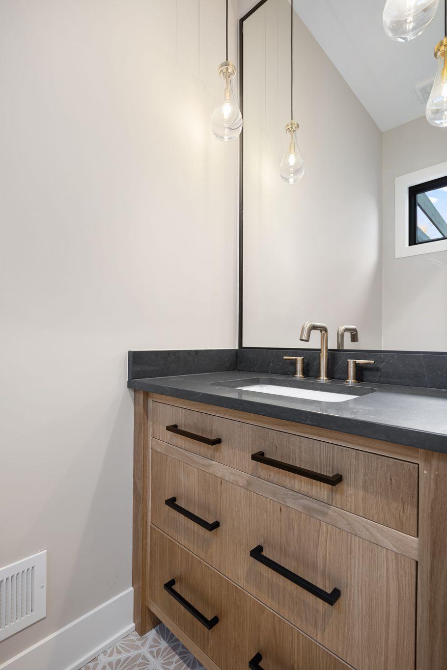 View of Residential at 3926 Abbott Avenue, Minneapolis MN 55410, Minneapolis (34 of 56) - Mike Wilen | Minnesota Team Real Estate
