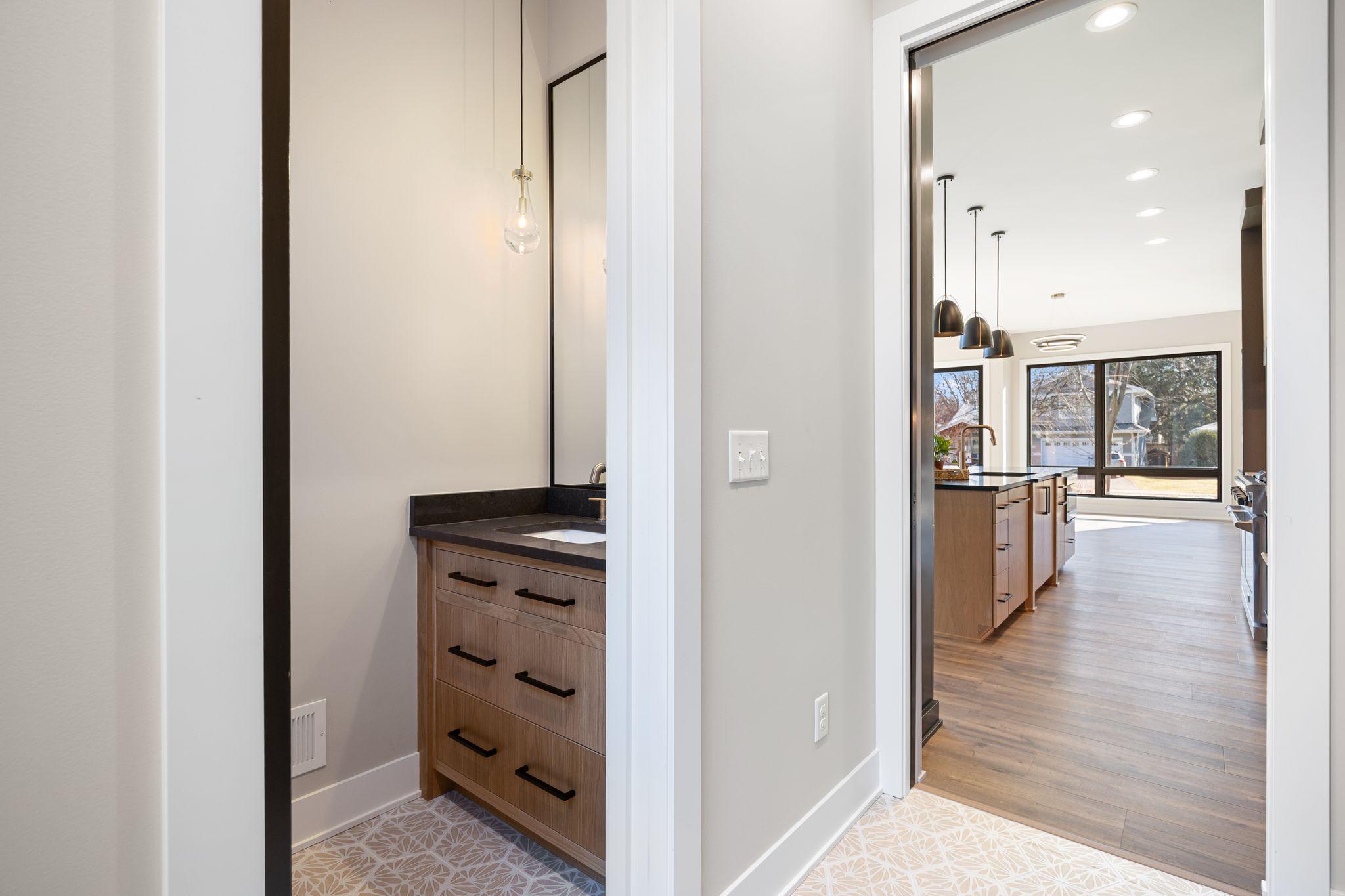 View of Residential at 3926 Abbott Avenue, Minneapolis MN 55410, Minneapolis (33 of 56) - Mike Wilen | Minnesota Team Real Estate
