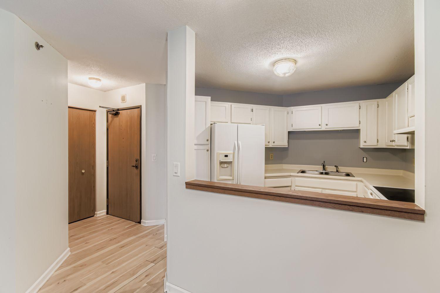 View of Residential at 6500 Woodlake Drive #401, Richfield MN 55423, Richfield (9 of 28) - Mike Wilen | Minnesota Team Real Estate