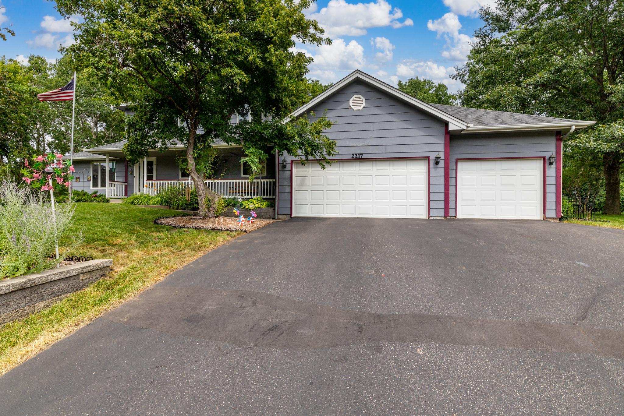 View of Residential at 2217 Gentry Avenue, Oakdale MN 55128, Oakdale (5 of 56) - Mike Wilen | Minnesota Team Real Estate