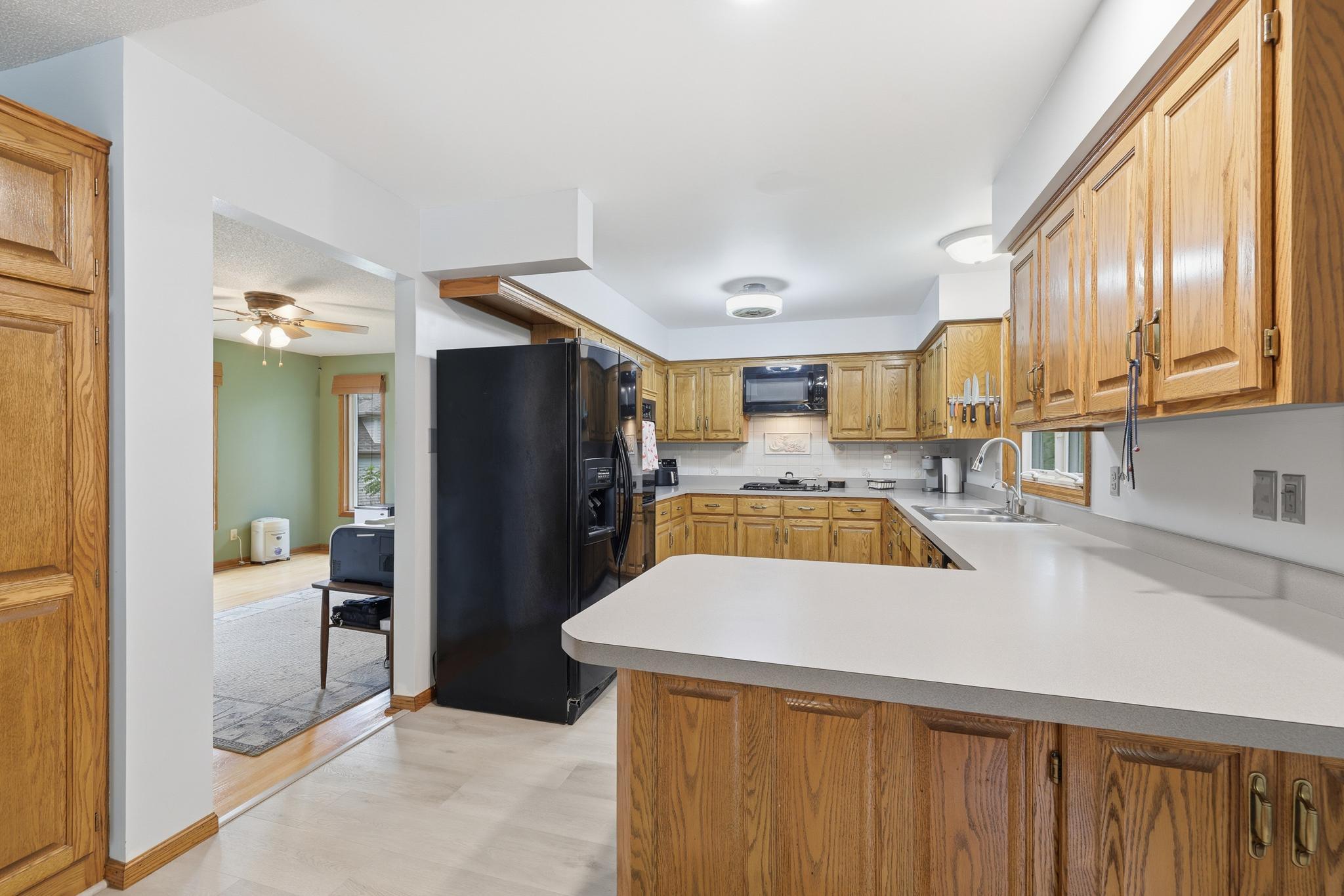 View of Residential at 2217 Gentry Avenue, Oakdale MN 55128, Oakdale (13 of 56) - Mike Wilen | Minnesota Team Real Estate