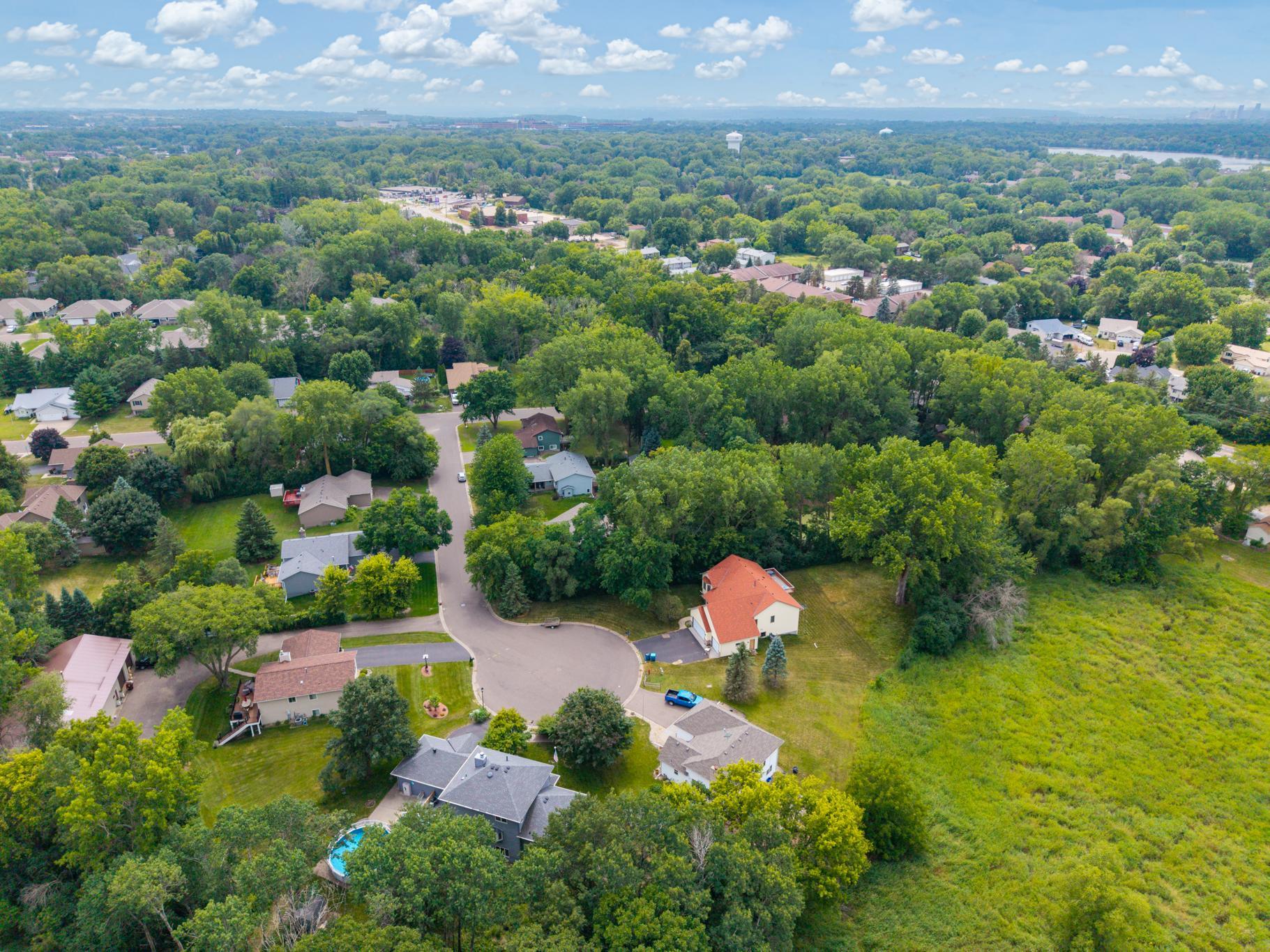 View of Residential at 2217 Gentry Avenue, Oakdale MN 55128, Oakdale (49 of 56) - Mike Wilen | Minnesota Team Real Estate