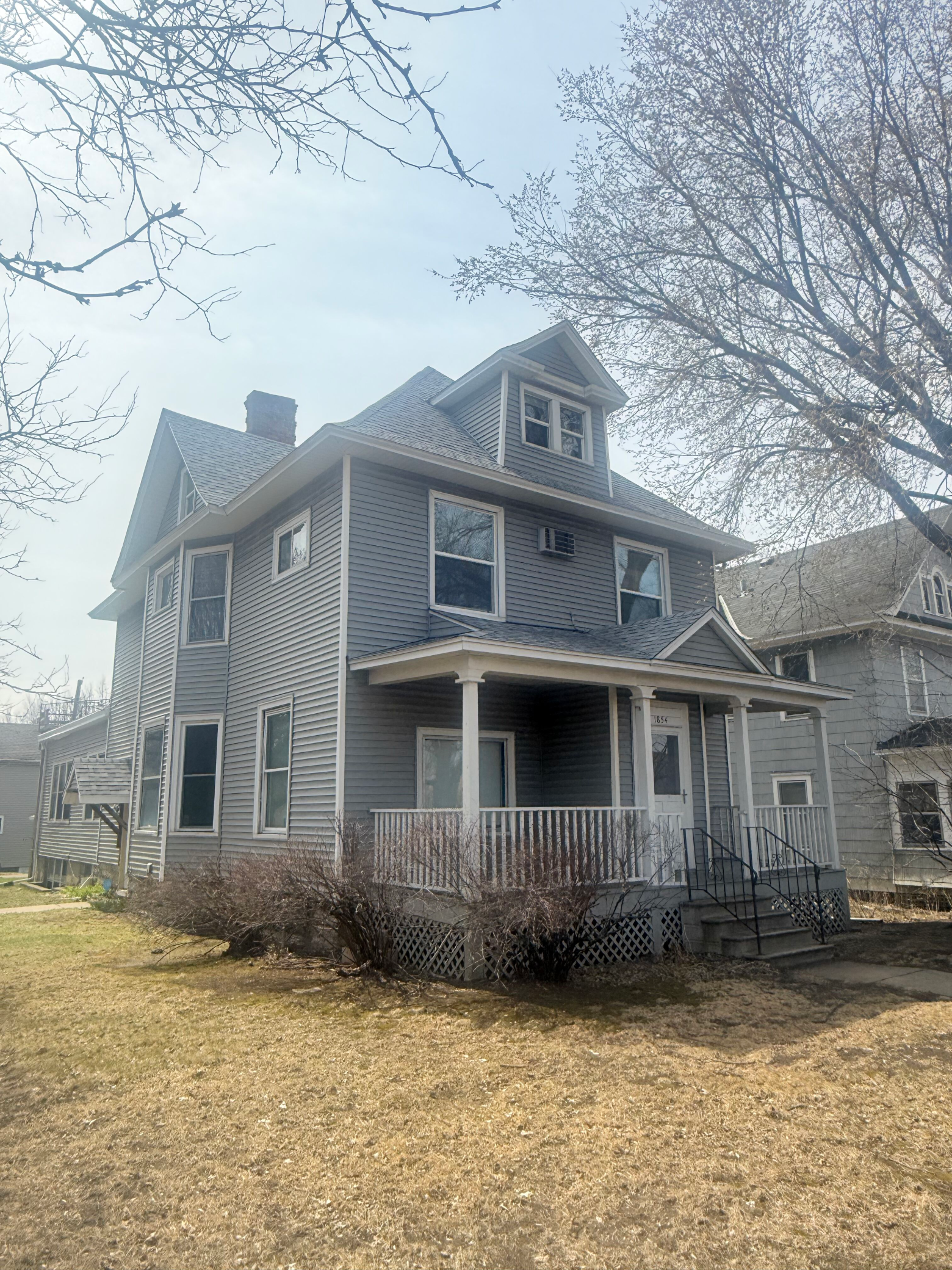 View of Residential Income at 1854 Roblyn Ave, Saint Paul MN 55104, Saint Paul - Mike Wilen | Minnesota Team Real Estate