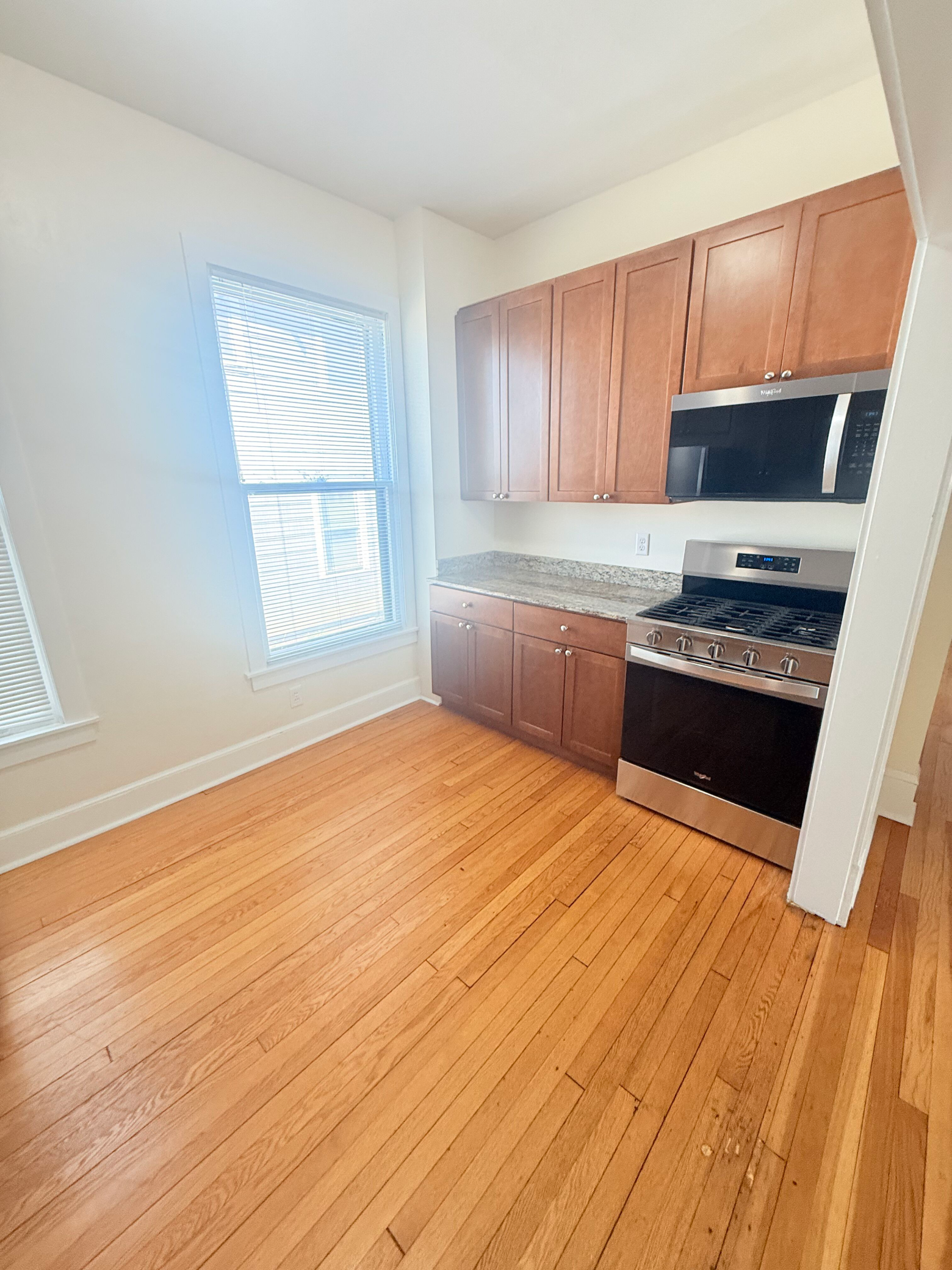 View of Commercial Sale at 1854 Roblyn Avenue, Saint Paul MN 55104, Saint Paul (11 of 46) - Mike Wilen | Minnesota Team Real Estate