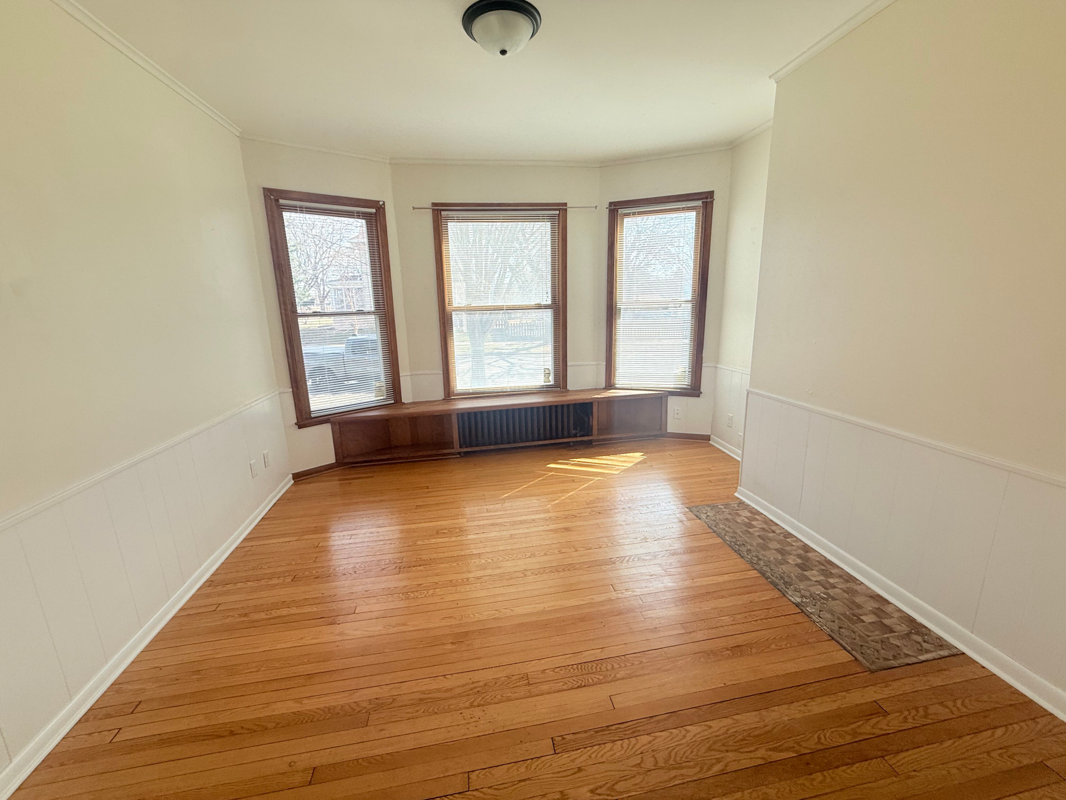 View of Commercial Sale at 1854 Roblyn Avenue, Saint Paul MN 55104, Saint Paul (18 of 46) - Mike Wilen | Minnesota Team Real Estate