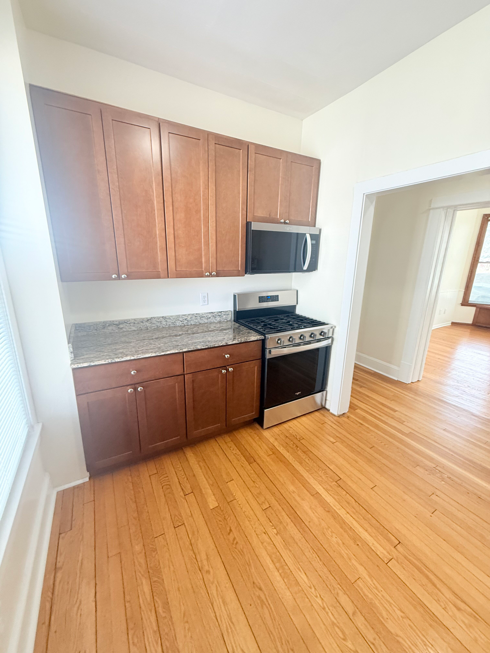 View of Commercial Sale at 1854 Roblyn Avenue, Saint Paul MN 55104, Saint Paul (12 of 46) - Mike Wilen | Minnesota Team Real Estate