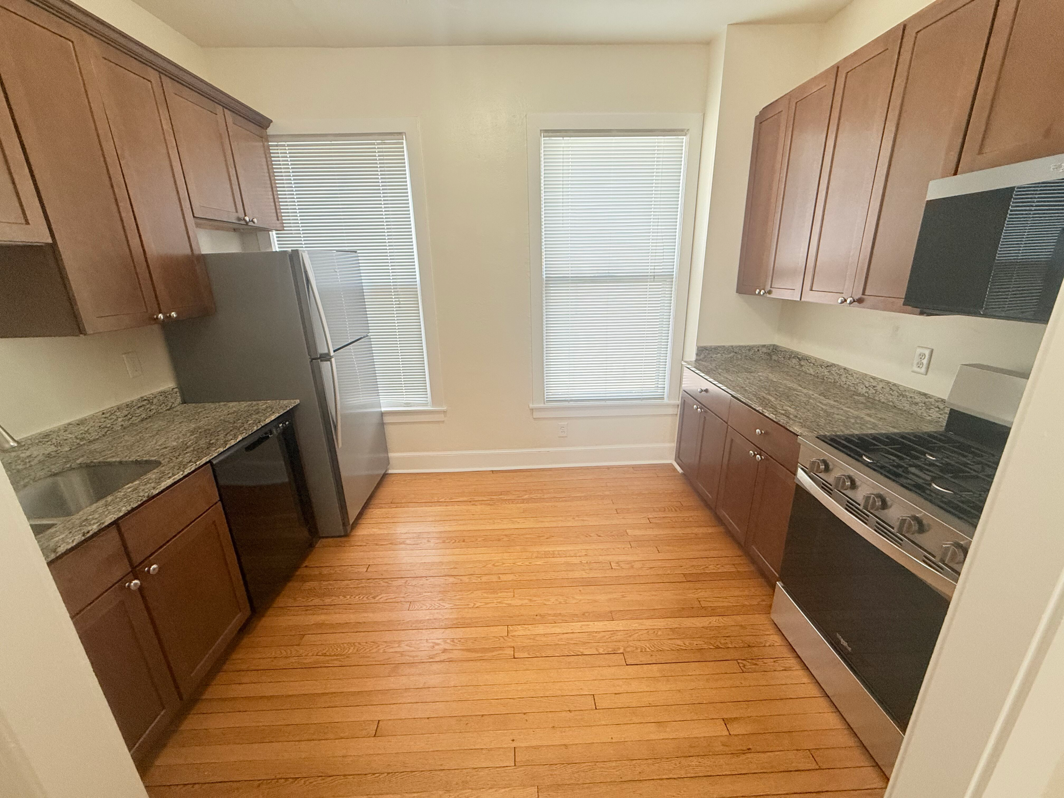 View of Commercial Sale at 1854 Roblyn Avenue, Saint Paul MN 55104, Saint Paul (13 of 46) - Mike Wilen | Minnesota Team Real Estate