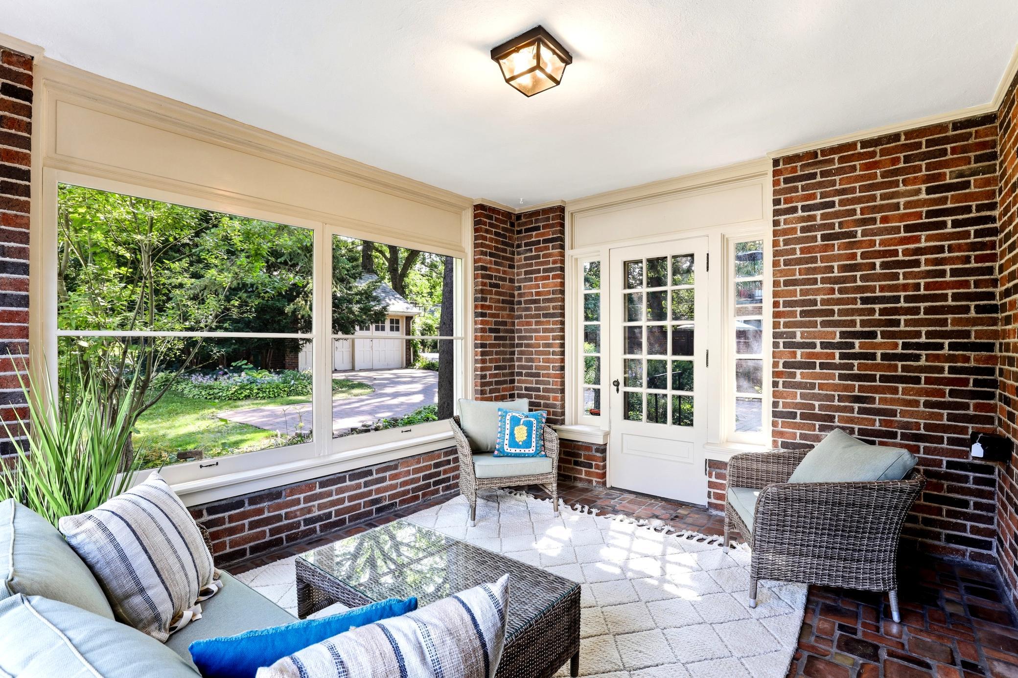 View of Residential at 1615 River Parkway, Minneapolis MN 55414, Minneapolis (17 of 58) - Mike Wilen | Minnesota Team Real Estate