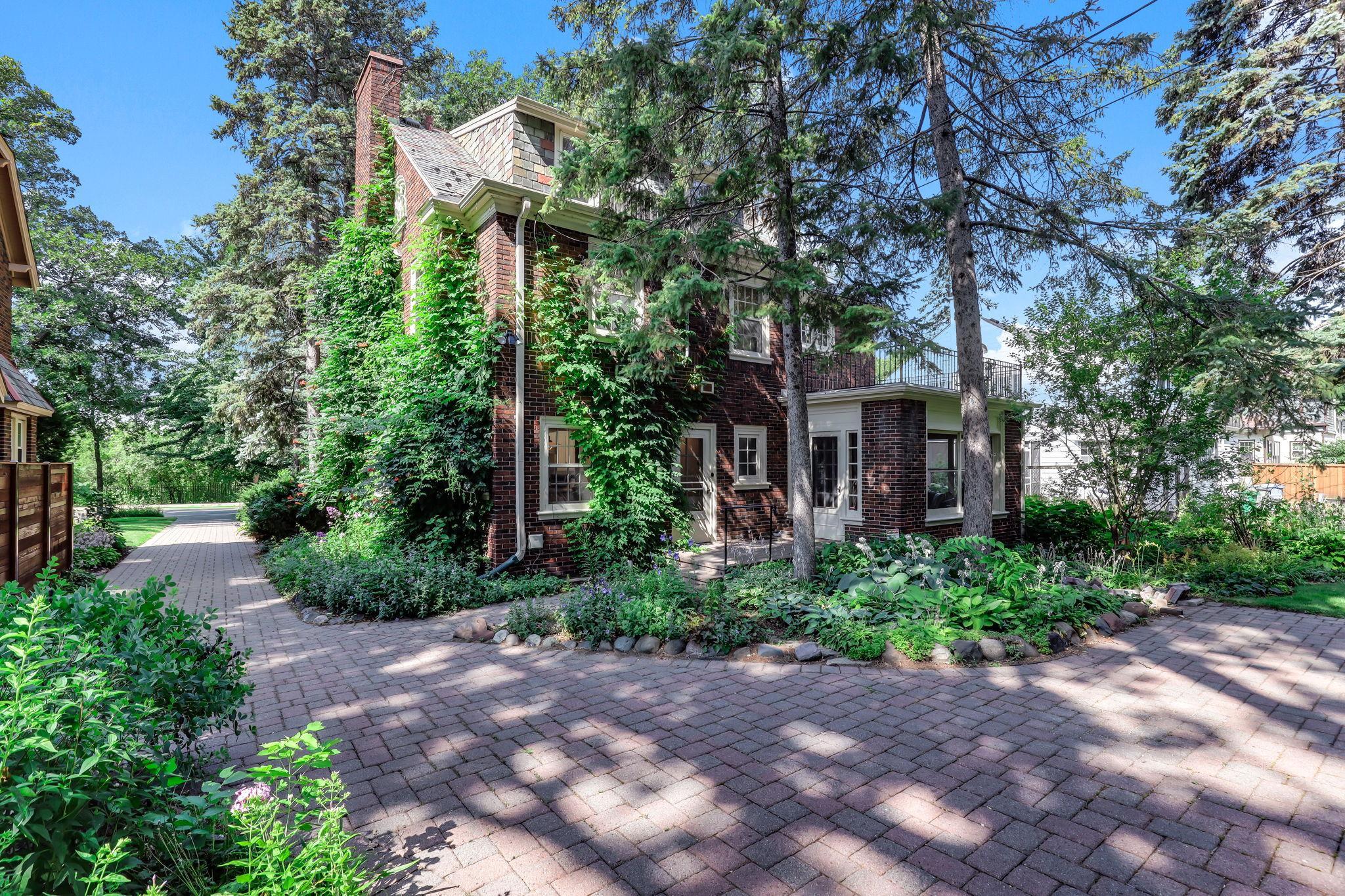 View of Residential at 1615 River Parkway, Minneapolis MN 55414, Minneapolis (49 of 58) - Mike Wilen | Minnesota Team Real Estate