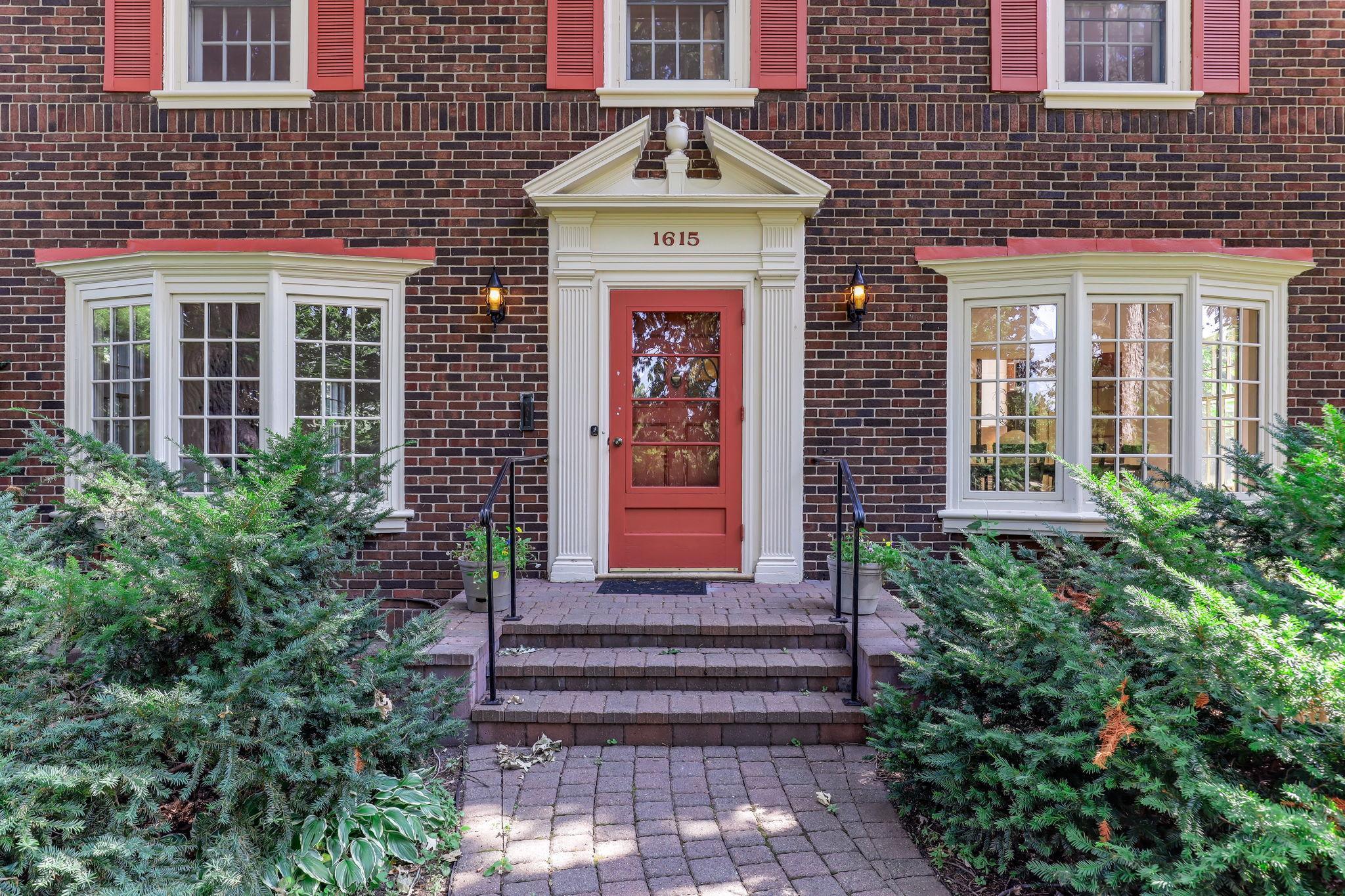 View of Residential at 1615 River Parkway, Minneapolis MN 55414, Minneapolis (44 of 58) - Mike Wilen | Minnesota Team Real Estate