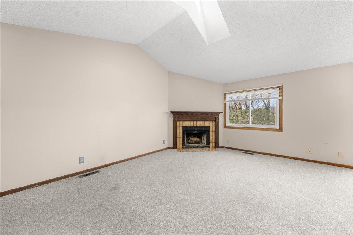 View of Residential at 995 Heritage Court #303, Vadnais Heights MN 55127, Vadnais Heights (27 of 33) - Mike Wilen | Minnesota Team Real Estate
