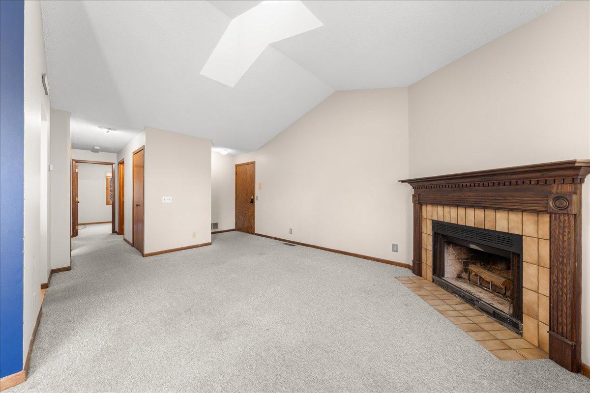 View of Residential at 995 Heritage Court #303, Vadnais Heights MN 55127, Vadnais Heights (26 of 33) - Mike Wilen | Minnesota Team Real Estate