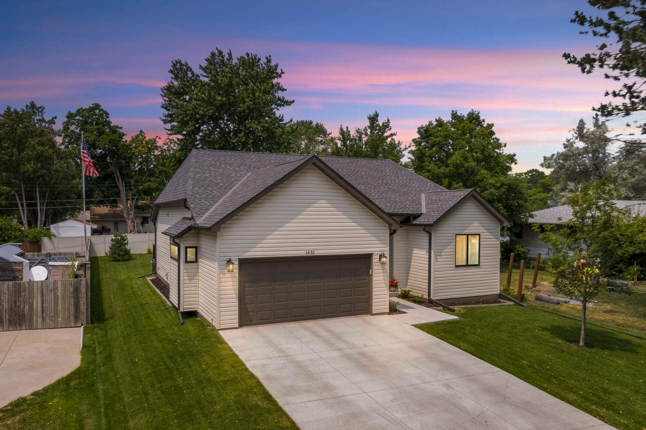 View of Residential at 1431 Sumter Avenue, Golden Valley MN 55427, Golden Valley - Mike Wilen | Minnesota Team Real Estate