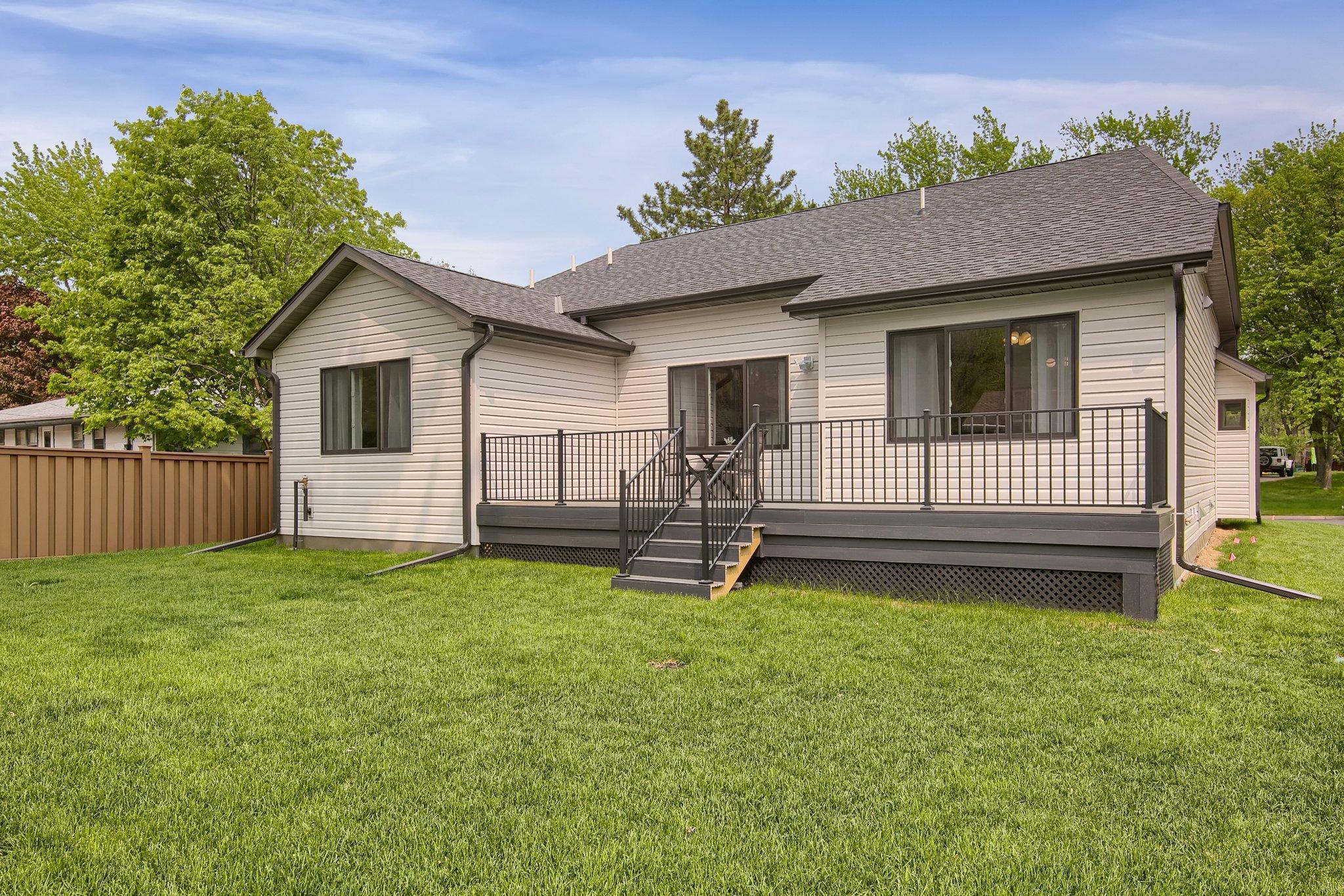 View of Residential at 1431 Sumter Avenue, Golden Valley MN 55427, Golden Valley (31 of 35) - Mike Wilen | Minnesota Team Real Estate