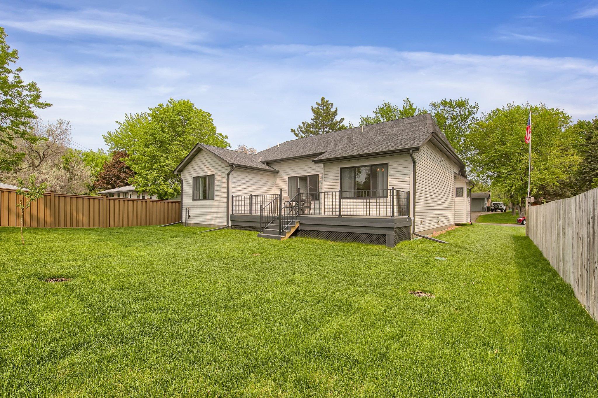 View of Residential at 1431 Sumter Avenue, Golden Valley MN 55427, Golden Valley (32 of 35) - Mike Wilen | Minnesota Team Real Estate
