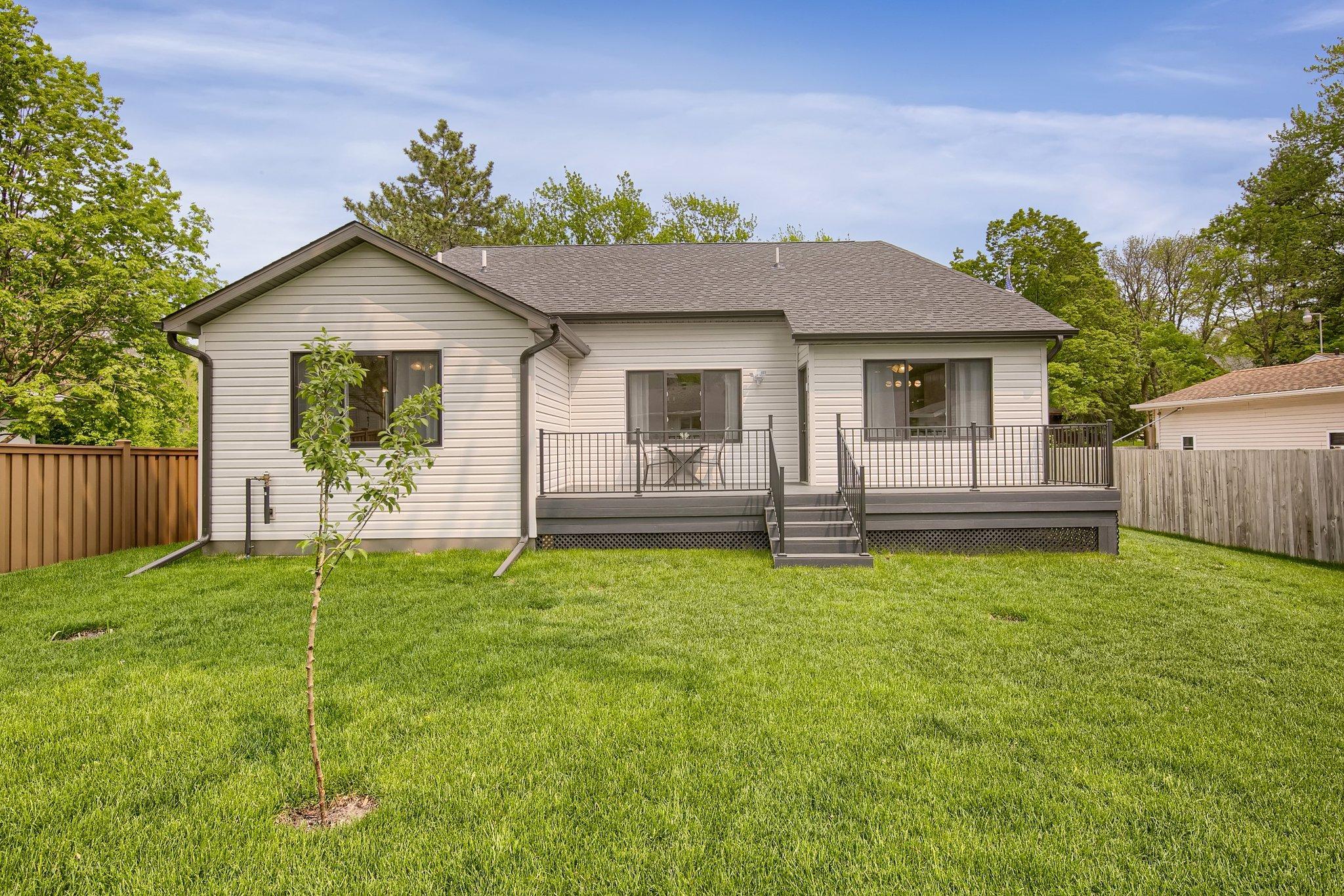 View of Residential at 1431 Sumter Avenue, Golden Valley MN 55427, Golden Valley (33 of 35) - Mike Wilen | Minnesota Team Real Estate