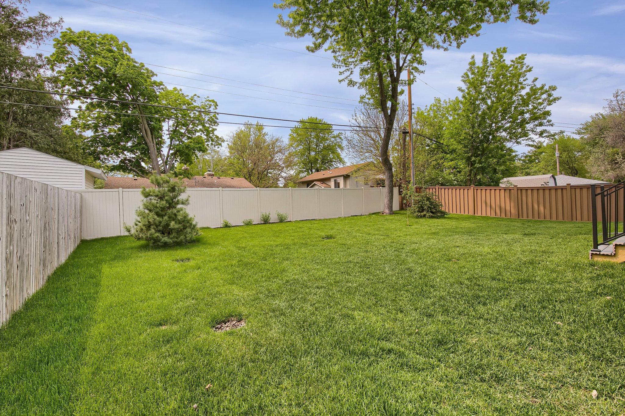 View of Residential at 1431 Sumter Avenue, Golden Valley MN 55427, Golden Valley (35 of 35) - Mike Wilen | Minnesota Team Real Estate