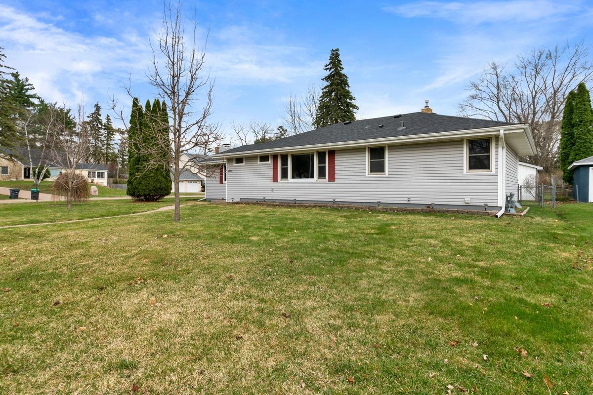 View of Residential at 2800 Longview Drive, North Saint Paul MN 55109, North Saint Paul - Mike Wilen | Minnesota Team Real Estate