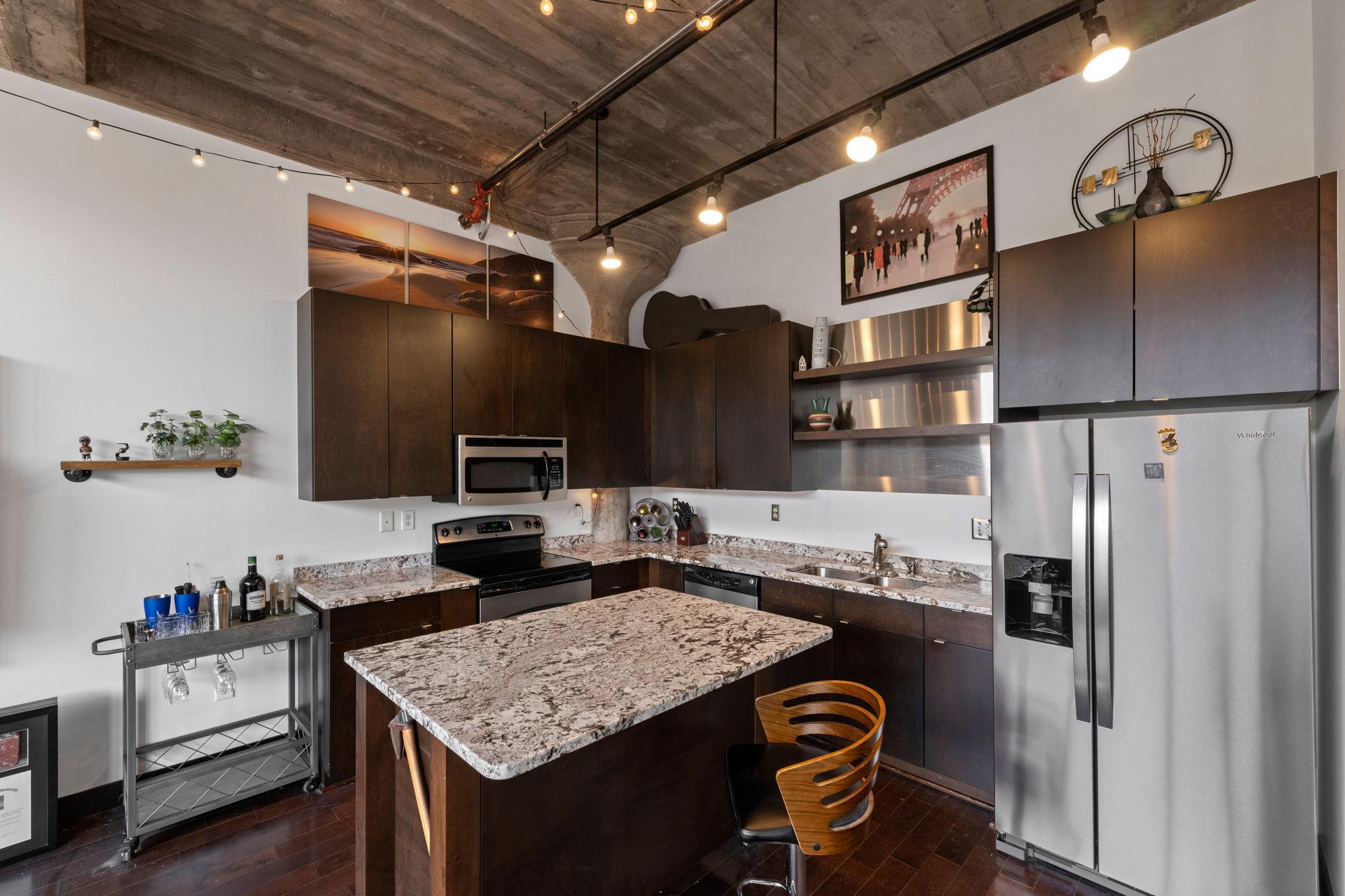 View of Residential at 618 Washington Avenue #502, Minneapolis MN 55401, Minneapolis (5 of 40) - Mike Wilen | Minnesota Team Real Estate