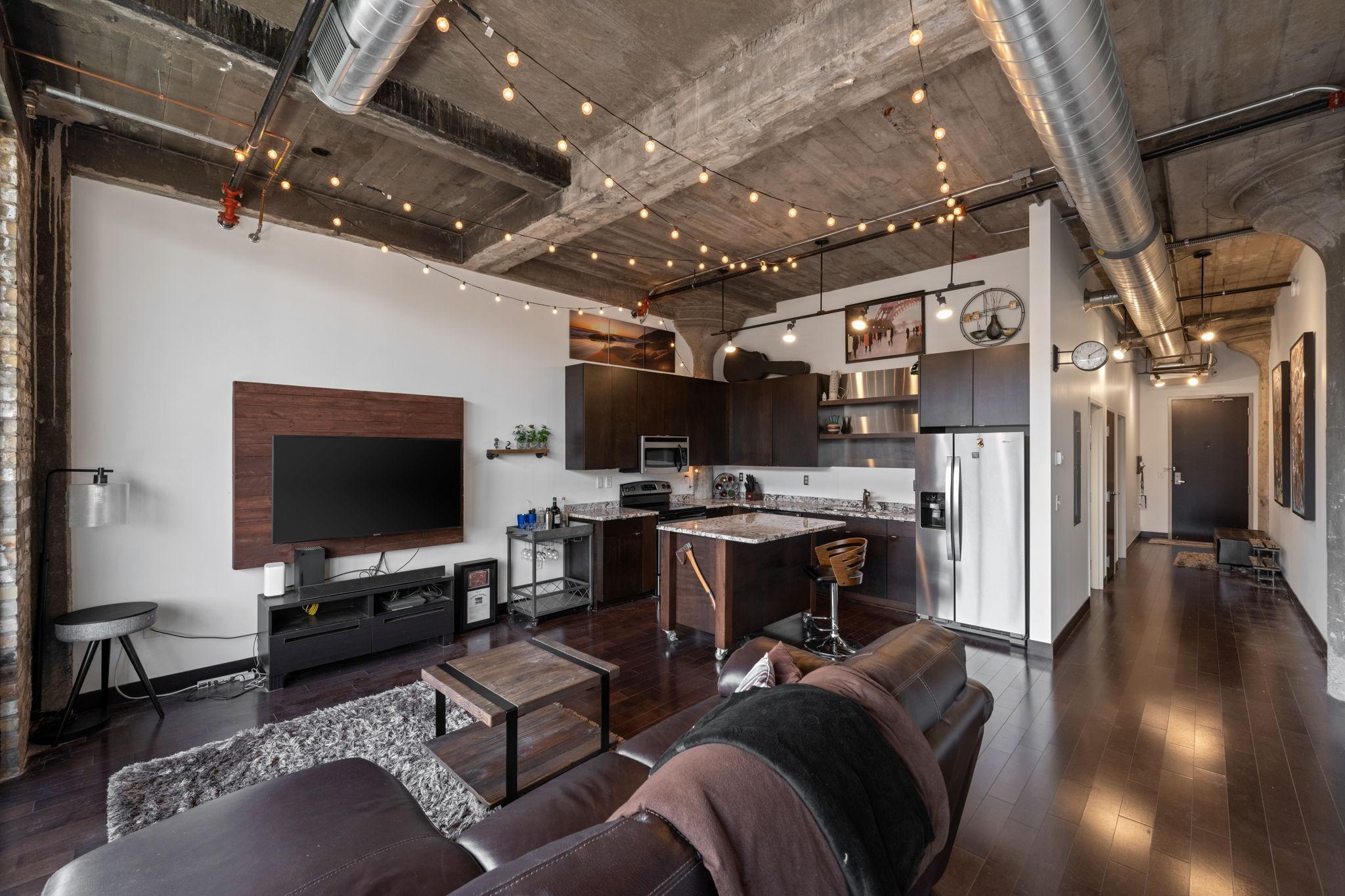 View of Residential at 618 Washington Avenue #502, Minneapolis MN 55401, Minneapolis (3 of 40) - Mike Wilen | Minnesota Team Real Estate