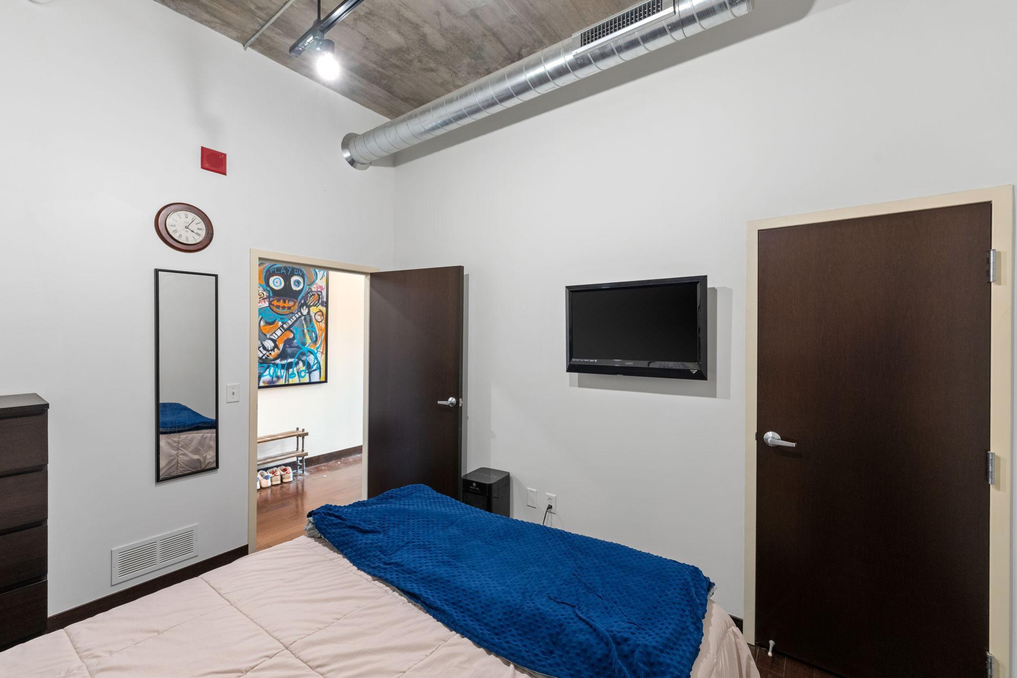 View of Residential at 618 Washington Avenue #502, Minneapolis MN 55401, Minneapolis (12 of 40) - Mike Wilen | Minnesota Team Real Estate