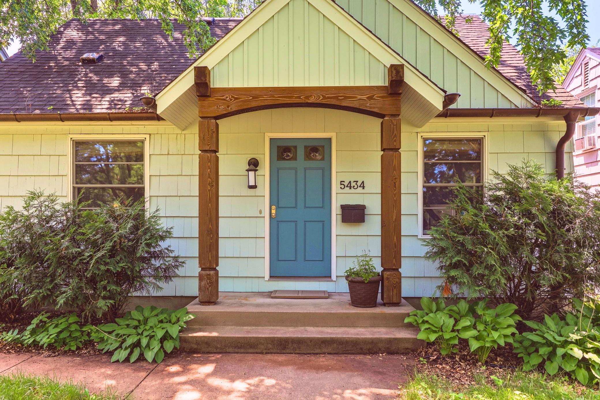 View of Residential at 5434 Vincent Avenue, Minneapolis MN 55410, Minneapolis (3 of 38) - Mike Wilen | Minnesota Team Real Estate