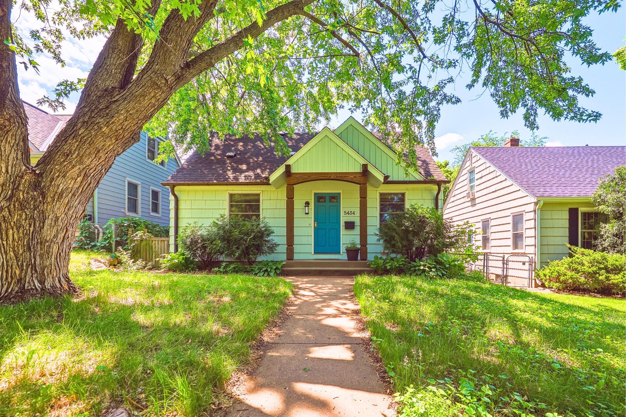 View of Residential at 5434 Vincent Avenue, Minneapolis MN 55410, Minneapolis (4 of 38) - Mike Wilen | Minnesota Team Real Estate