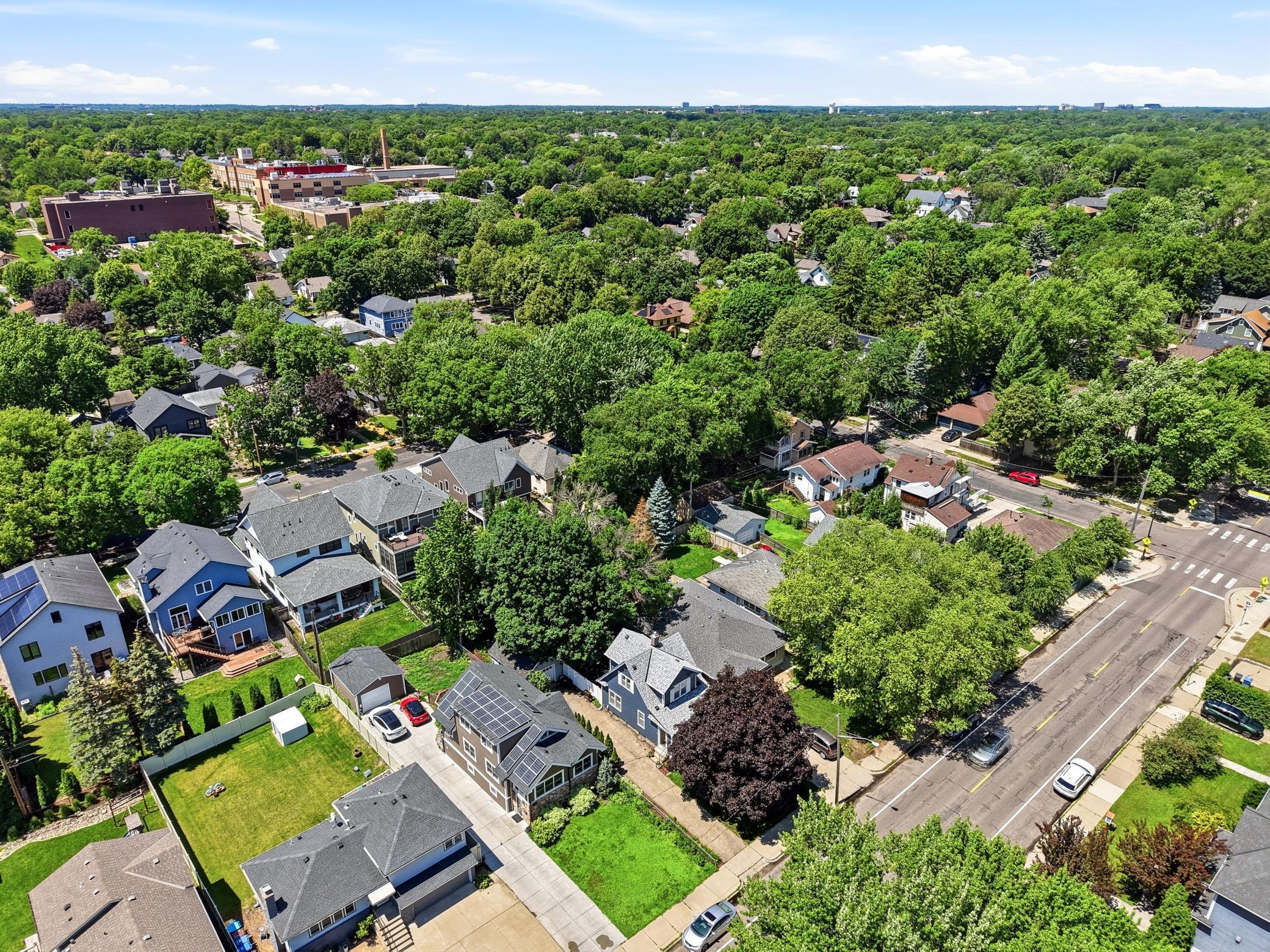 View of Residential at 4720 Xerxes Avenue, Minneapolis MN 55410, Minneapolis (37 of 43) - Mike Wilen | Minnesota Team Real Estate