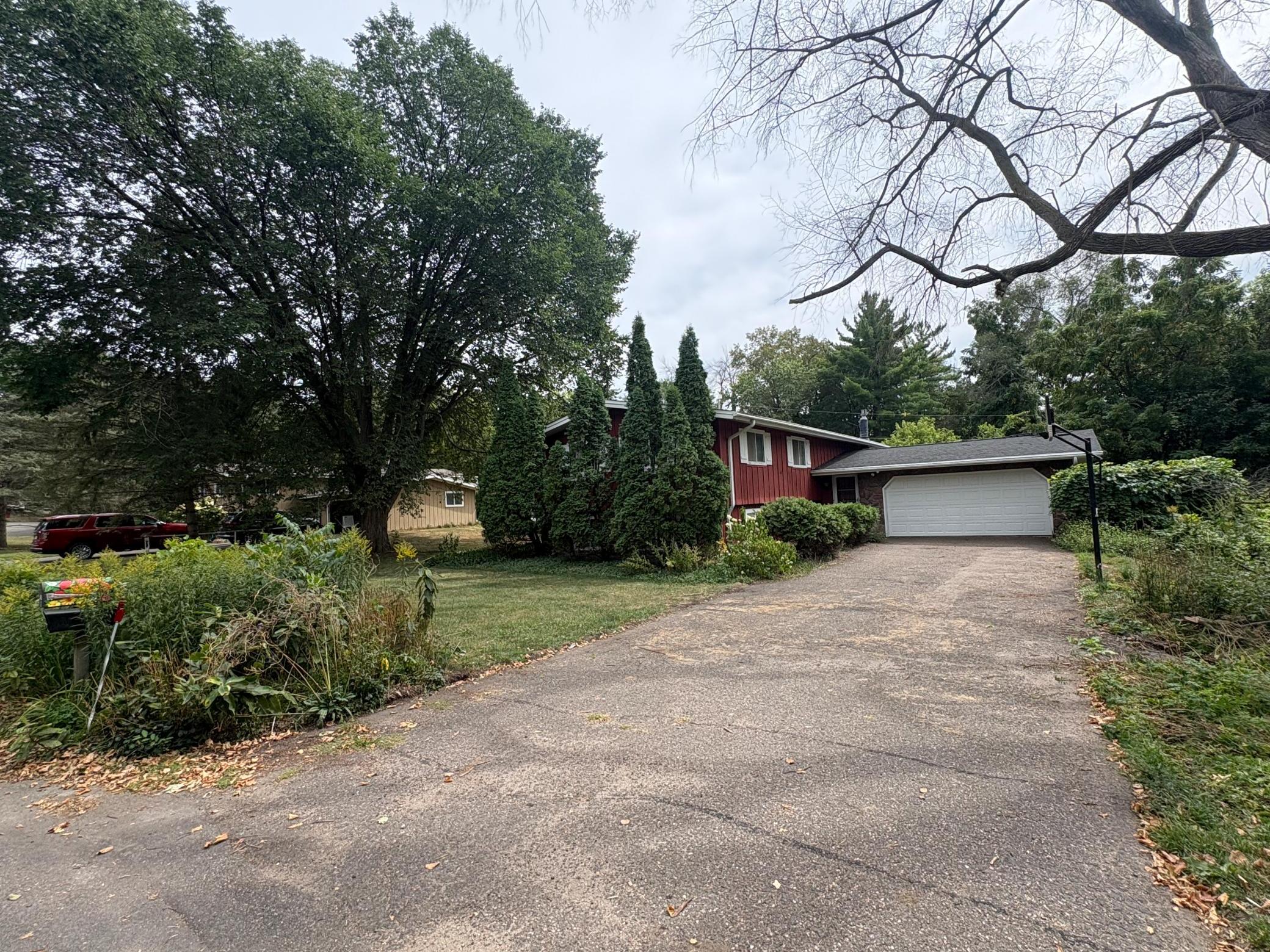 View of Single Family at 13515 Mayview Court, Minnetonka - Mike Wilen | Minnesota Team Real Estate