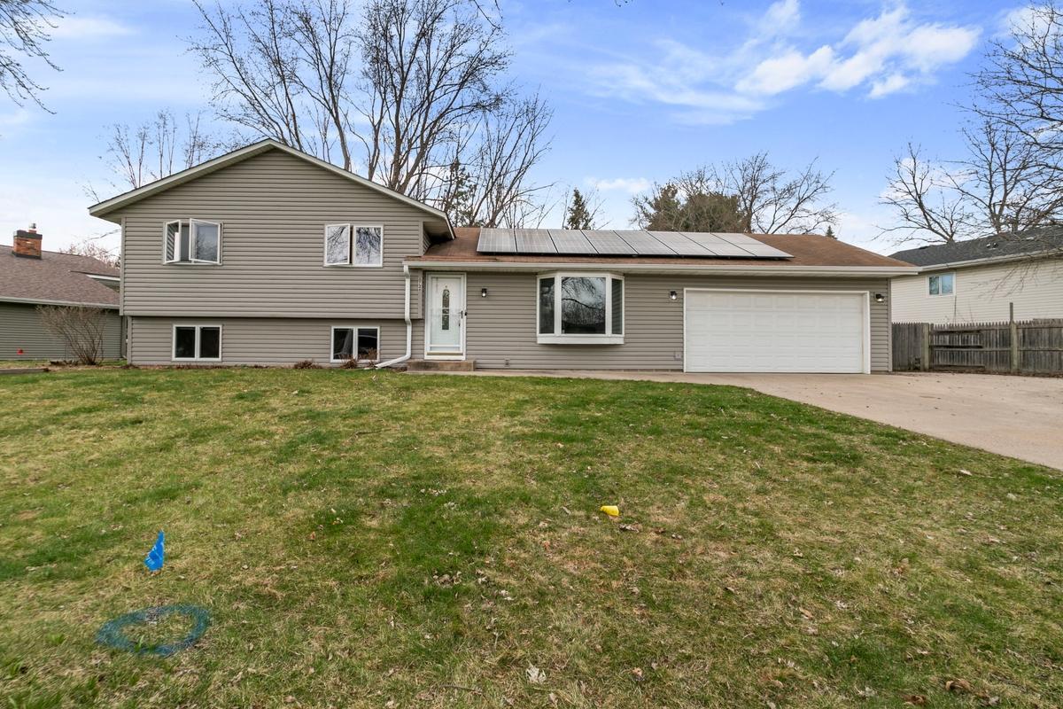 View of Residential at 8726 Ivywood Avenue, Cottage Grove MN 55016, Cottage Grove - Mike Wilen | Minnesota Team Real Estate