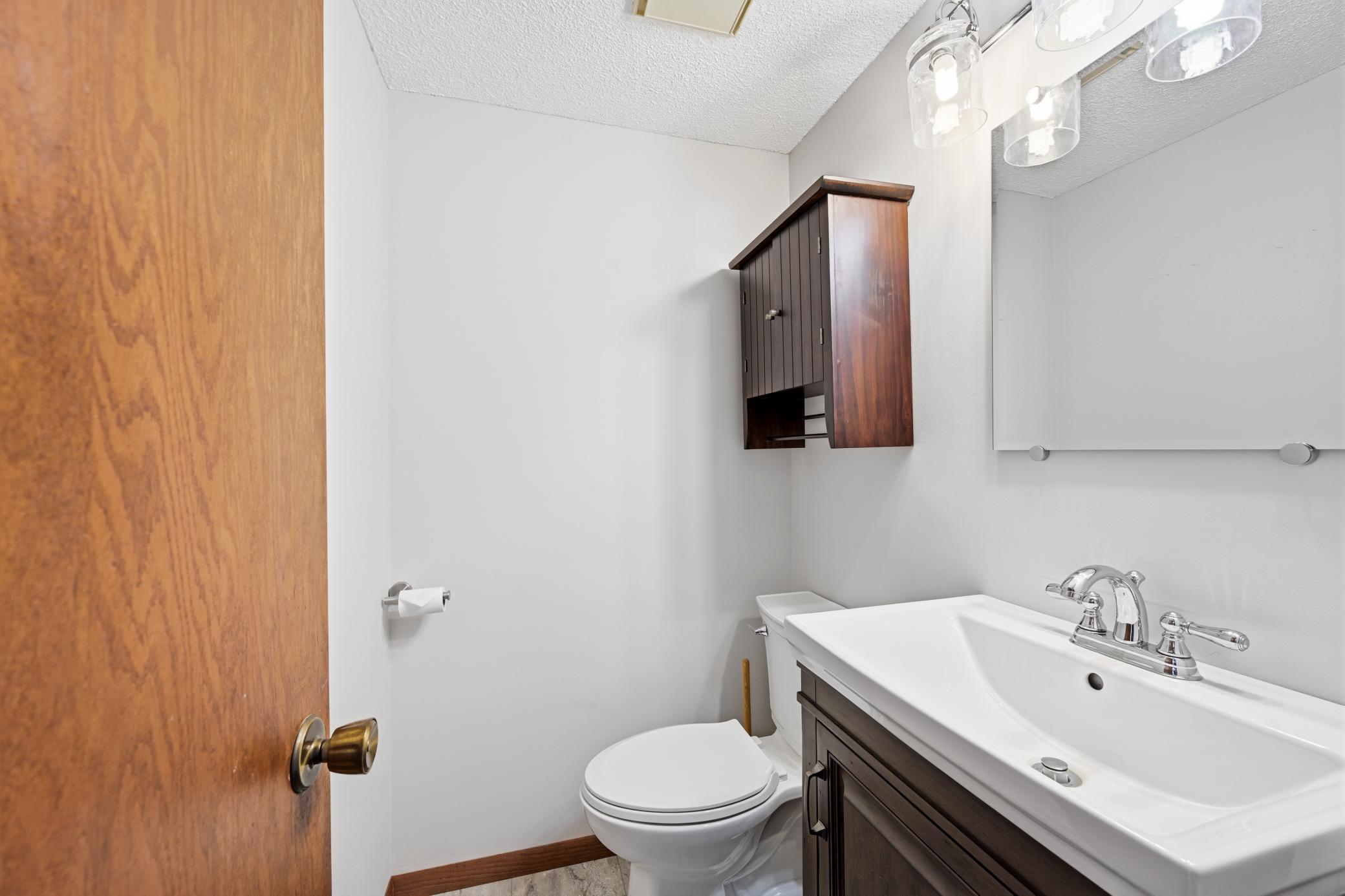 View of Residential at 3059 Utah Avenue, Saint Louis Park MN 55426, Saint Louis Park (28 of 36) - Mike Wilen | Minnesota Team Real Estate