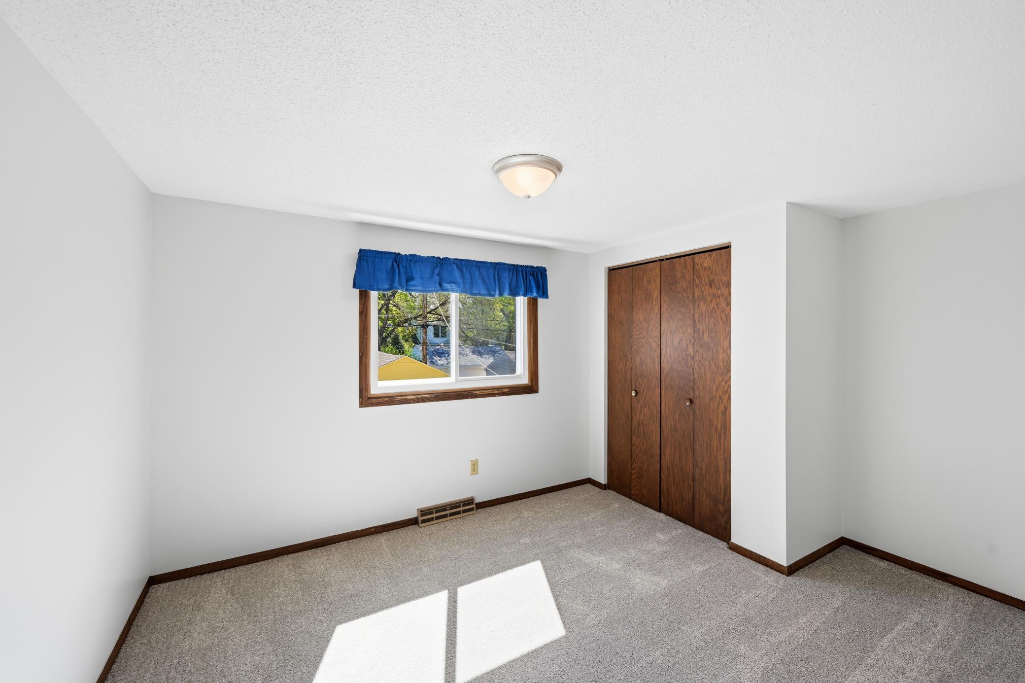View of Residential at 3059 Utah Avenue, Saint Louis Park MN 55426, Saint Louis Park (25 of 36) - Mike Wilen | Minnesota Team Real Estate
